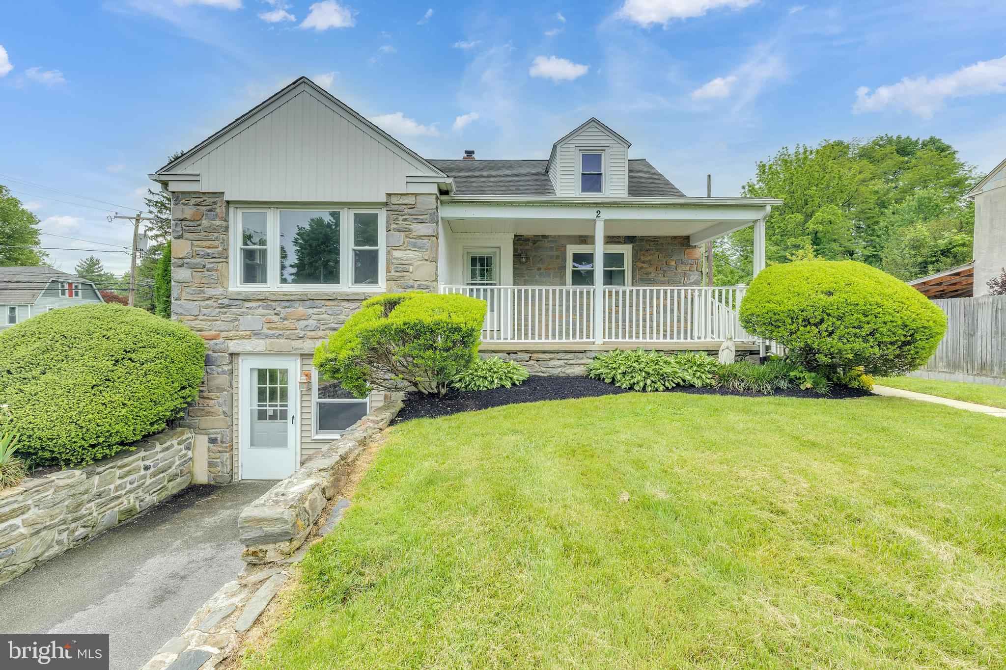 2 Fairhill Rd