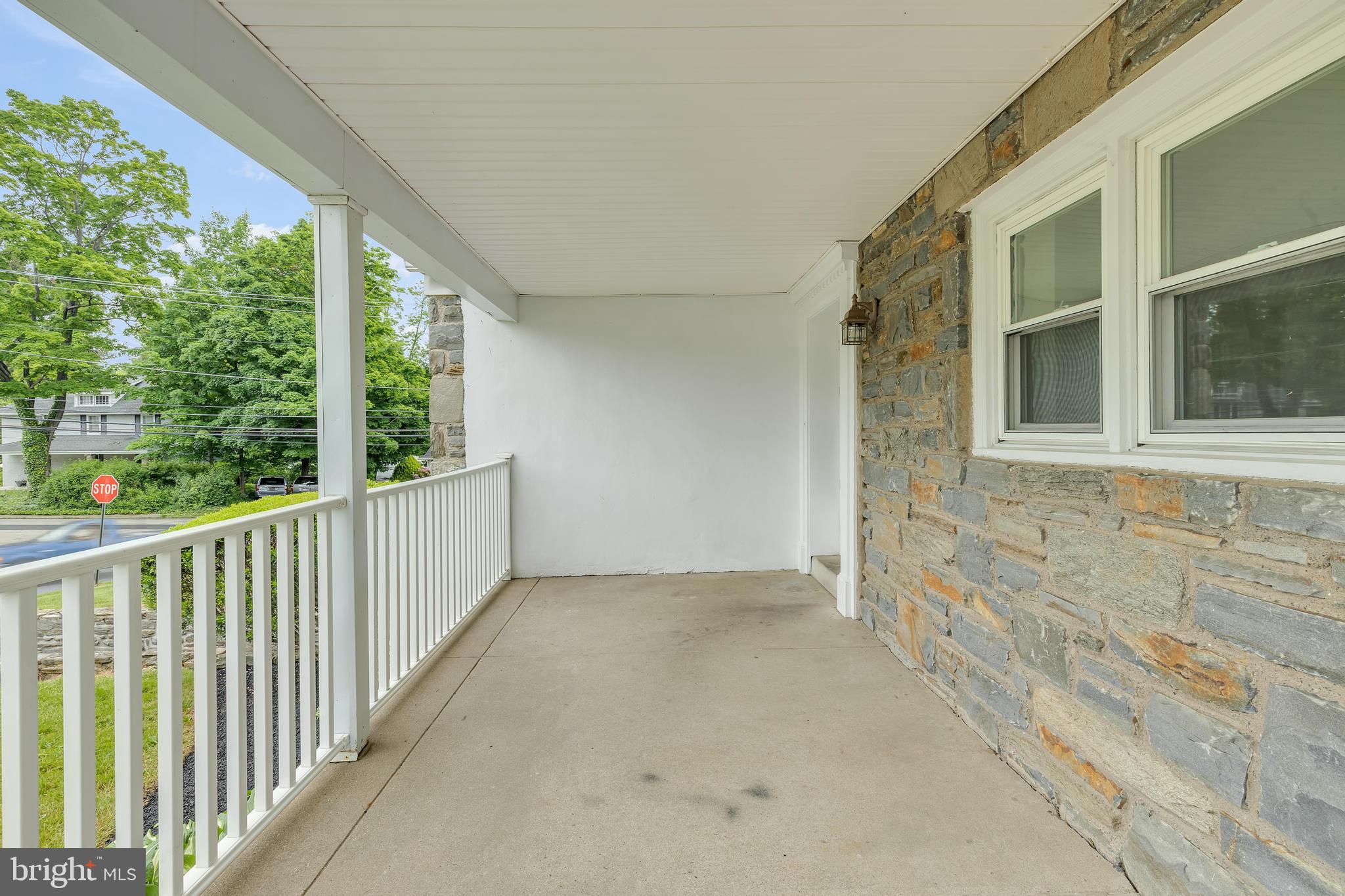 2 Fairhill Rd