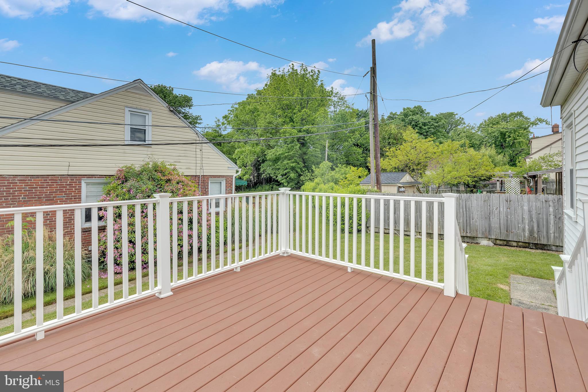 2 Fairhill Rd