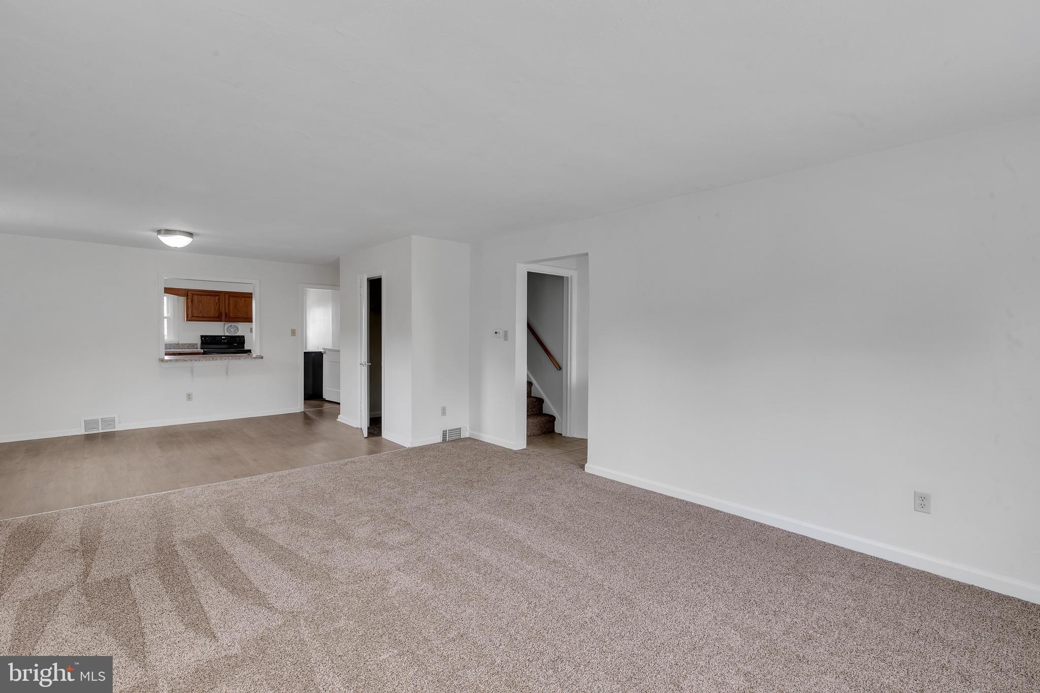 2 Fairhill Rd
