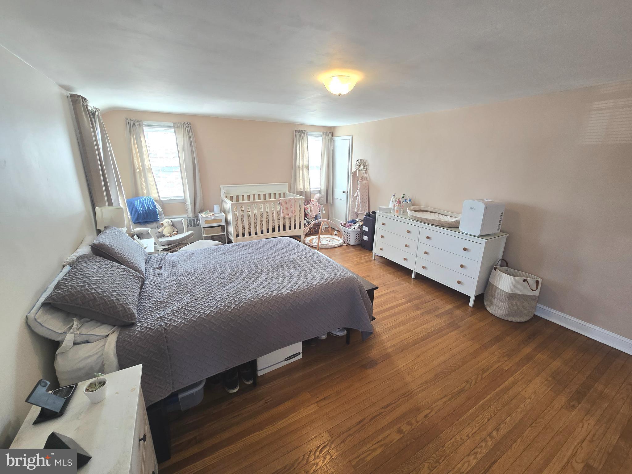 8 Chester Ave