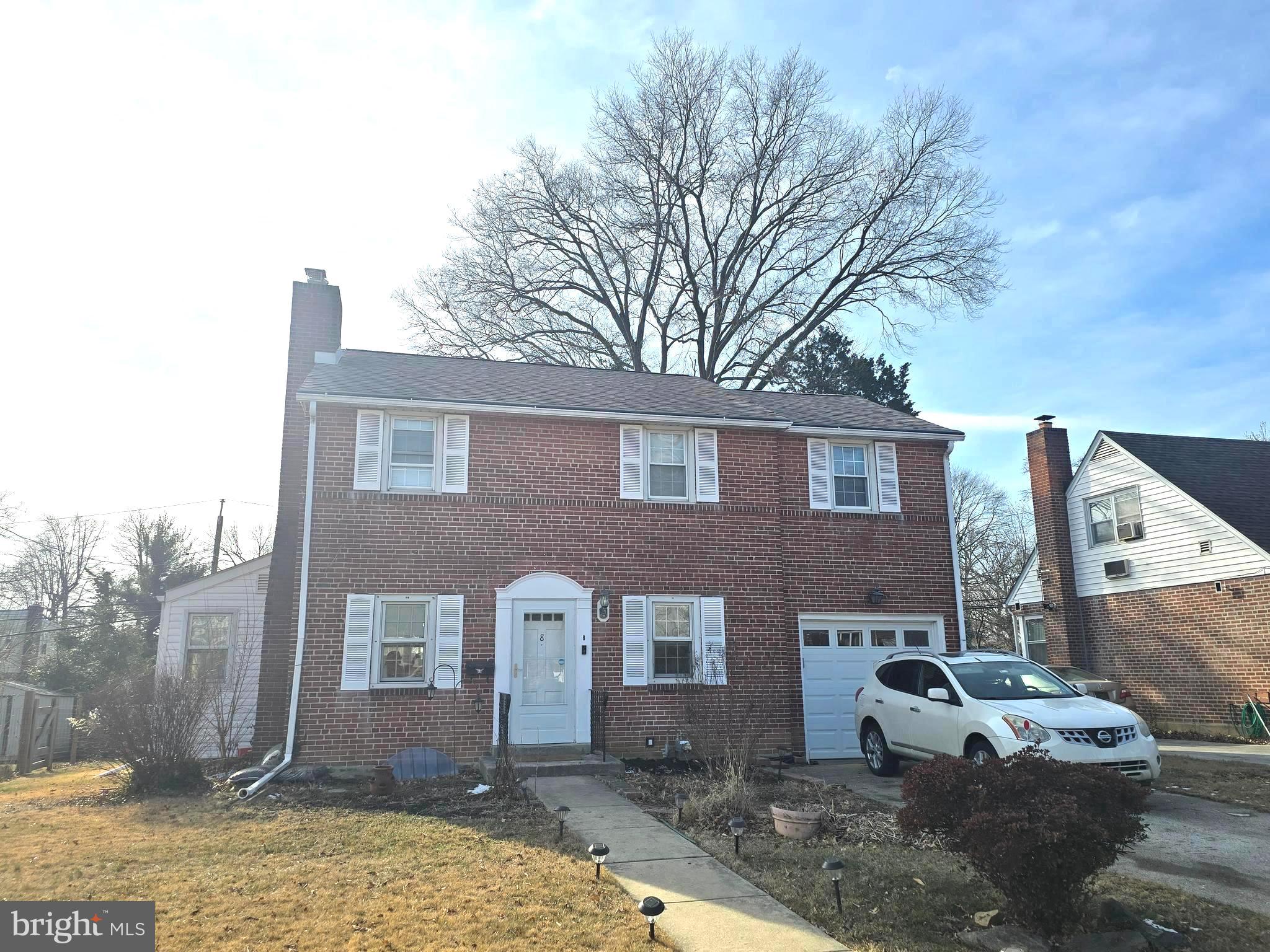 8 Chester Ave