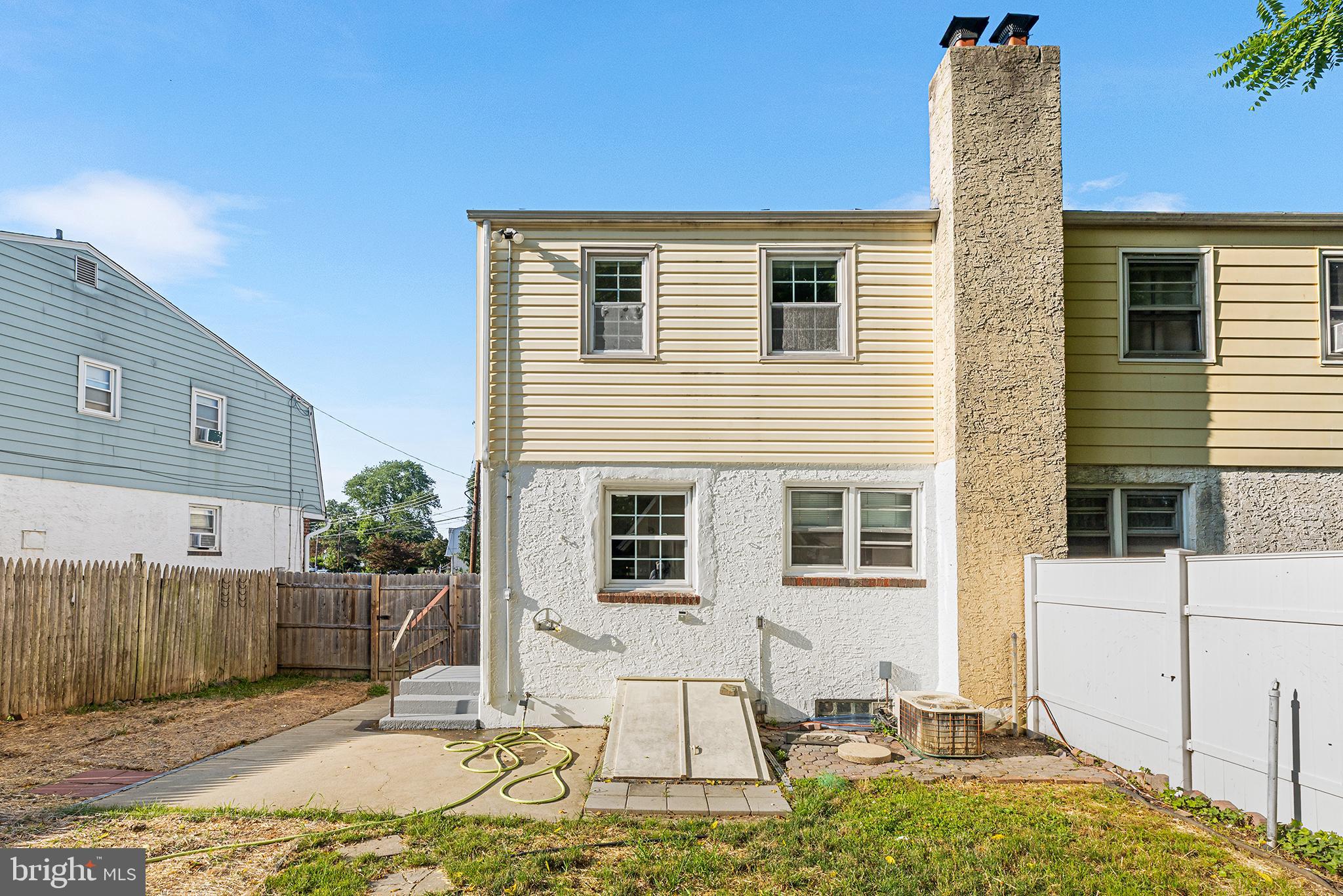 3428 OAK LANE