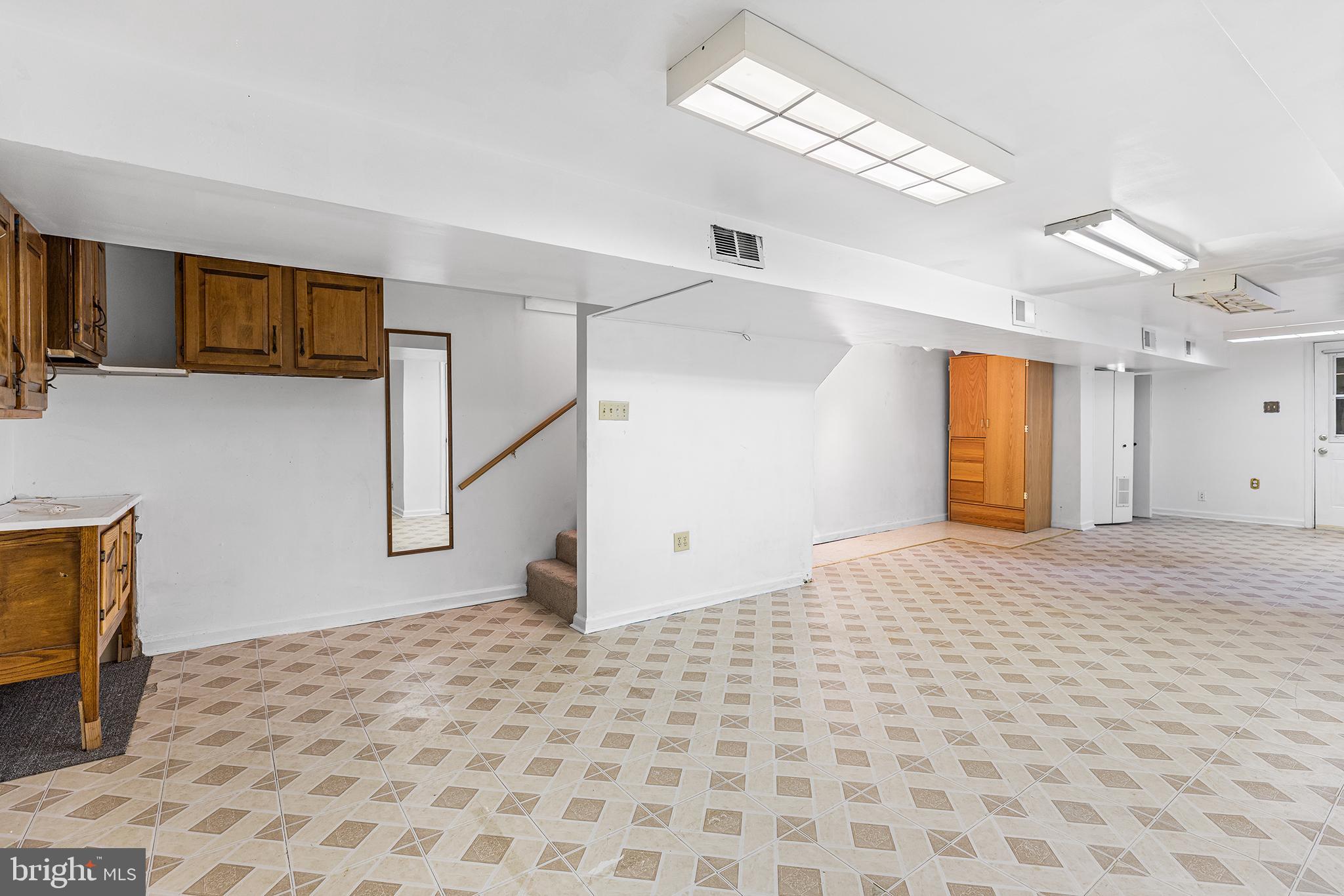 3428 OAK LANE
