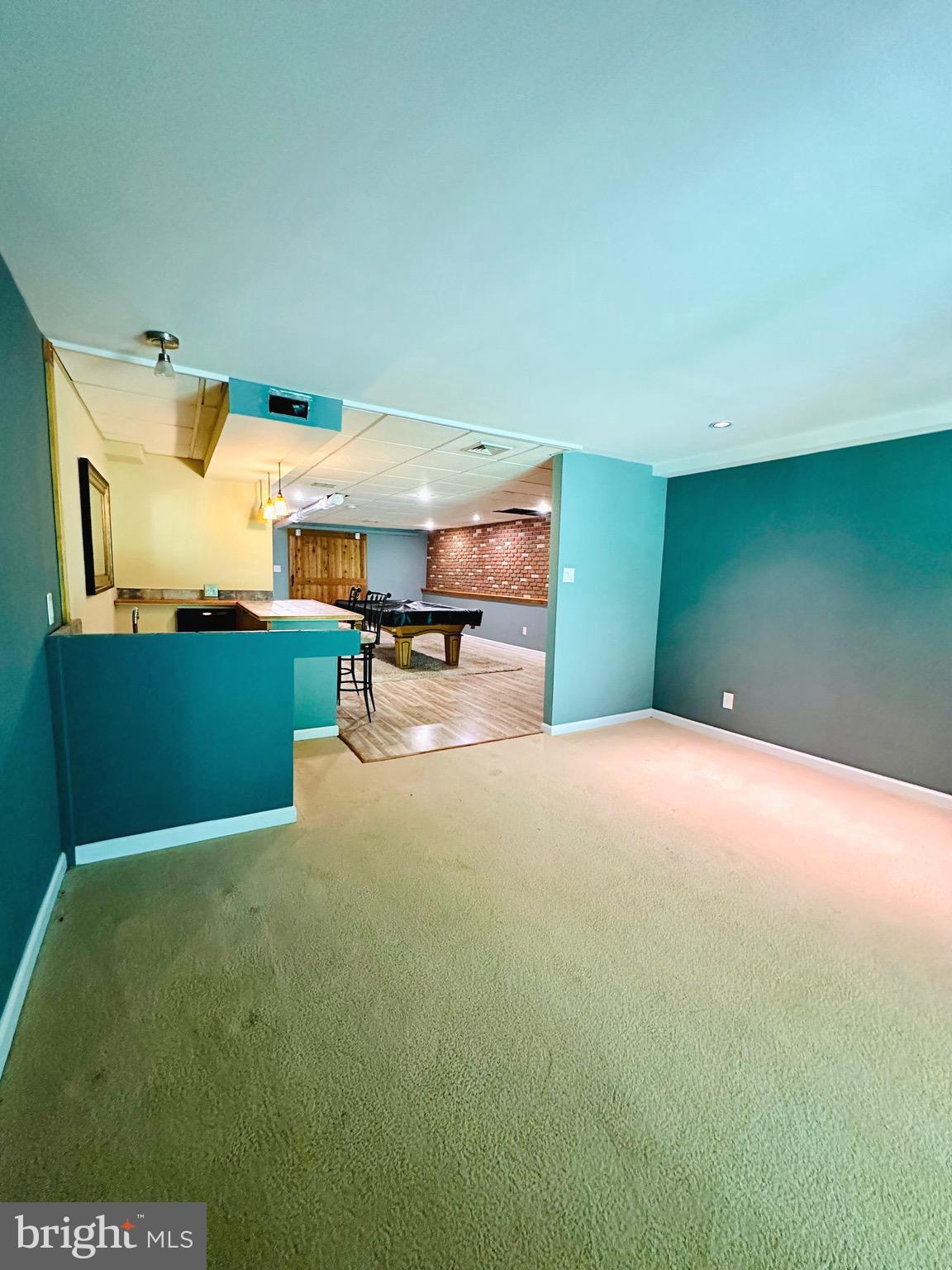 41 VICTORIA DRIVE