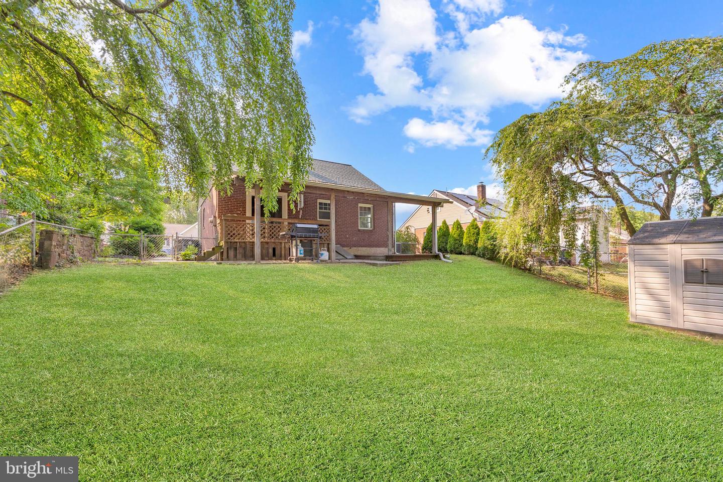 1070 Terrace Ln