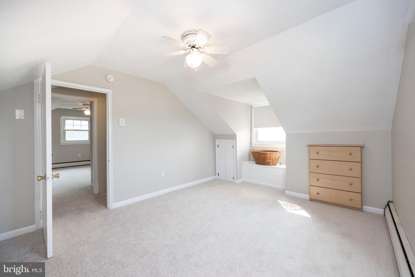 1070 Terrace Ln