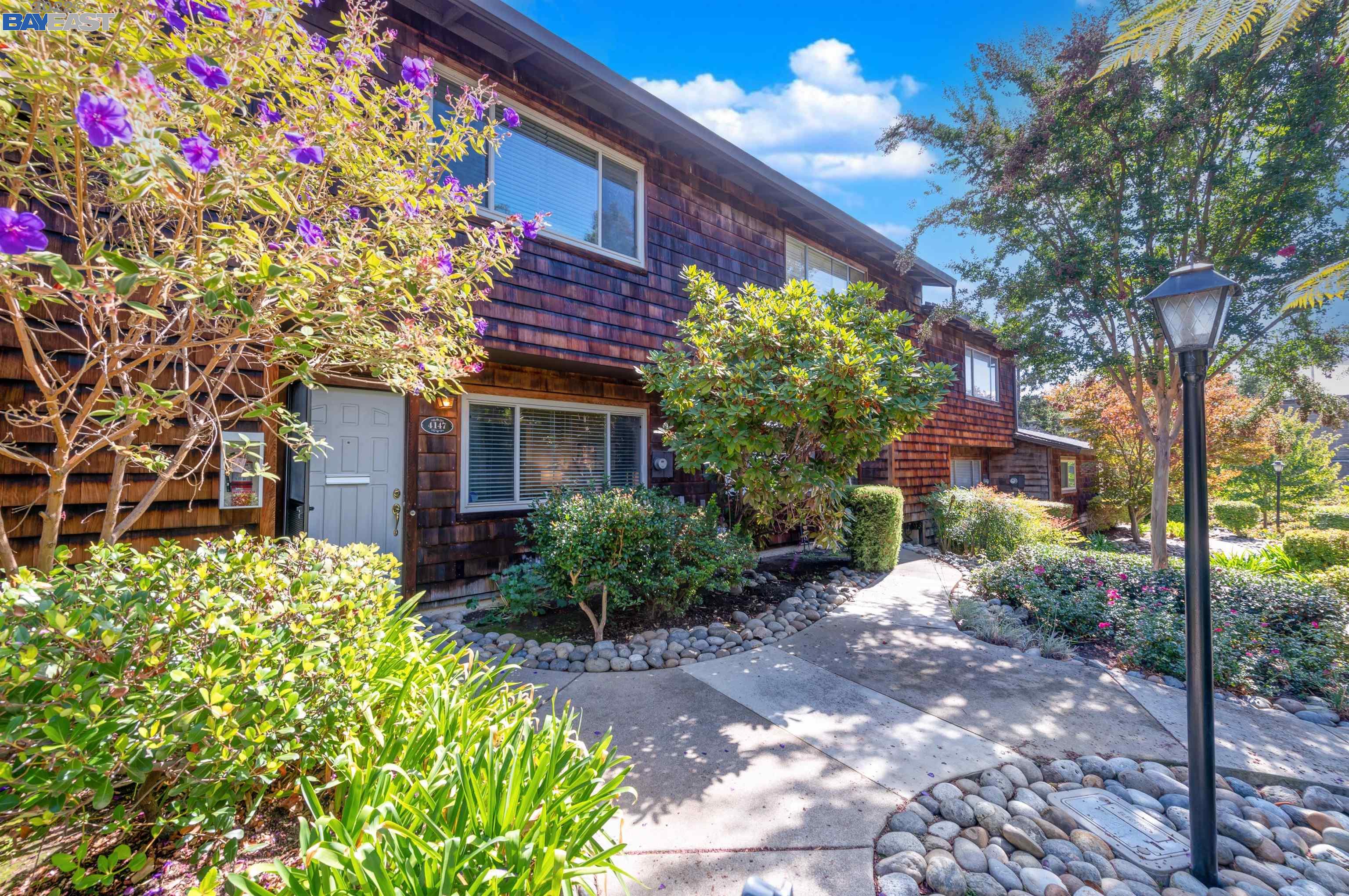 4147 Ravenwood Pl