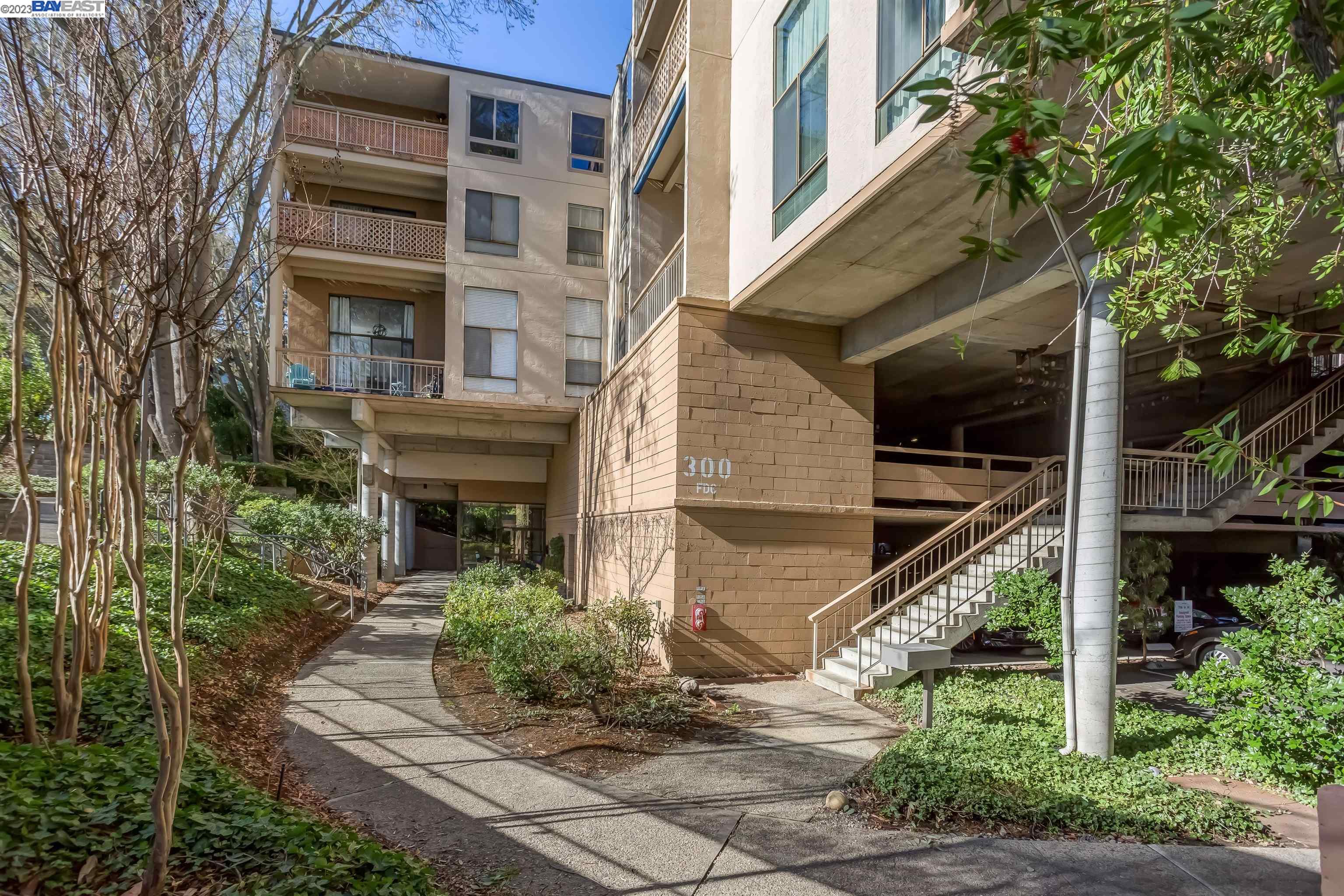 300 N Civic Dr Unit: 408