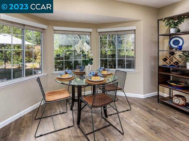 210 Hillcrest Cir