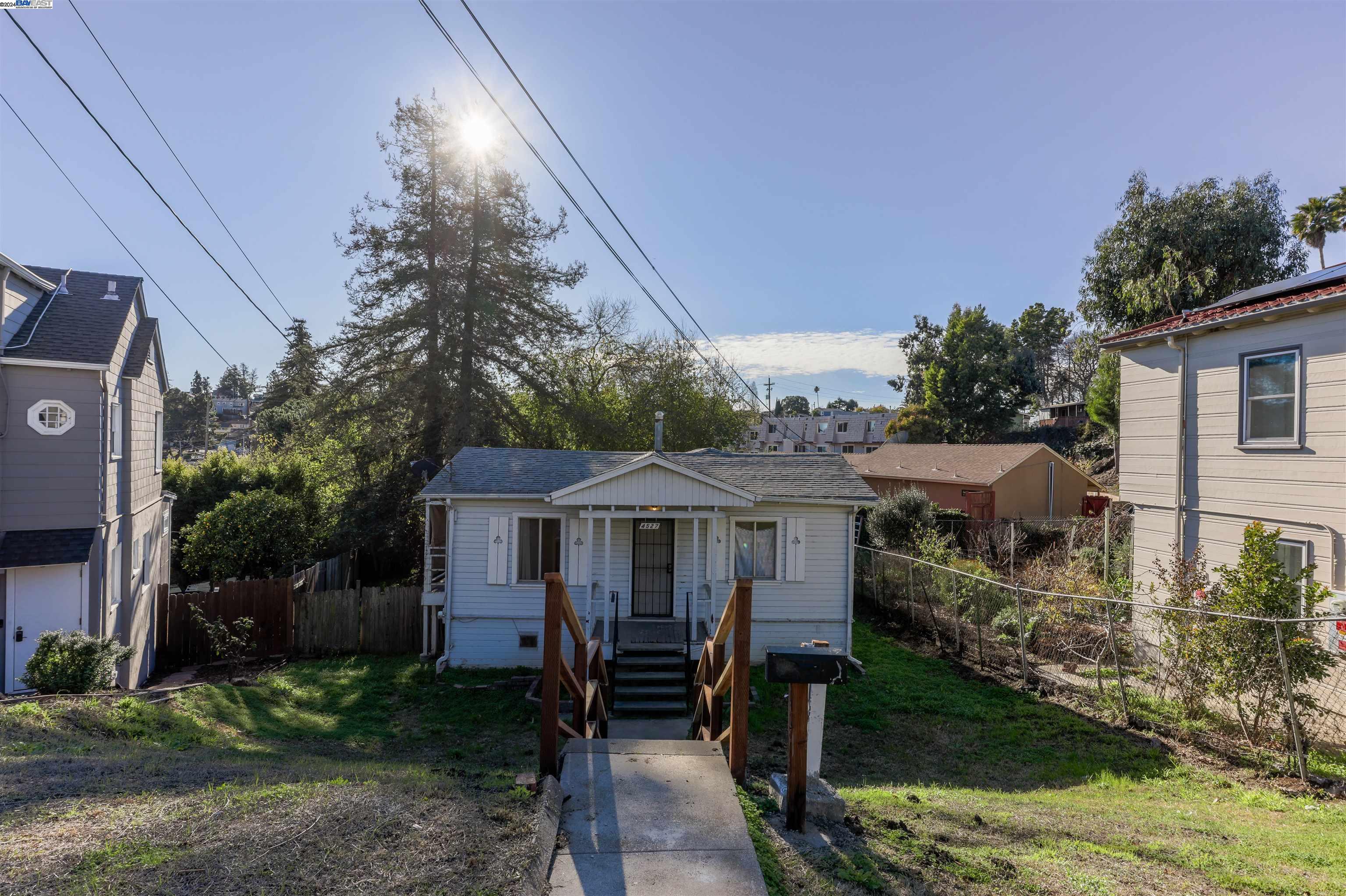 4527 Merrill Ave