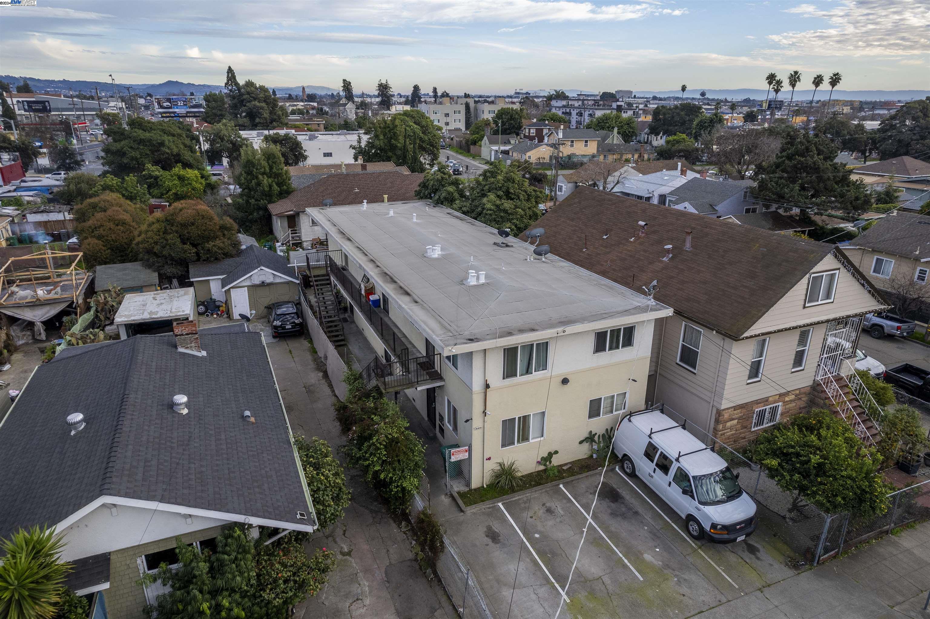 1806 41st Ave