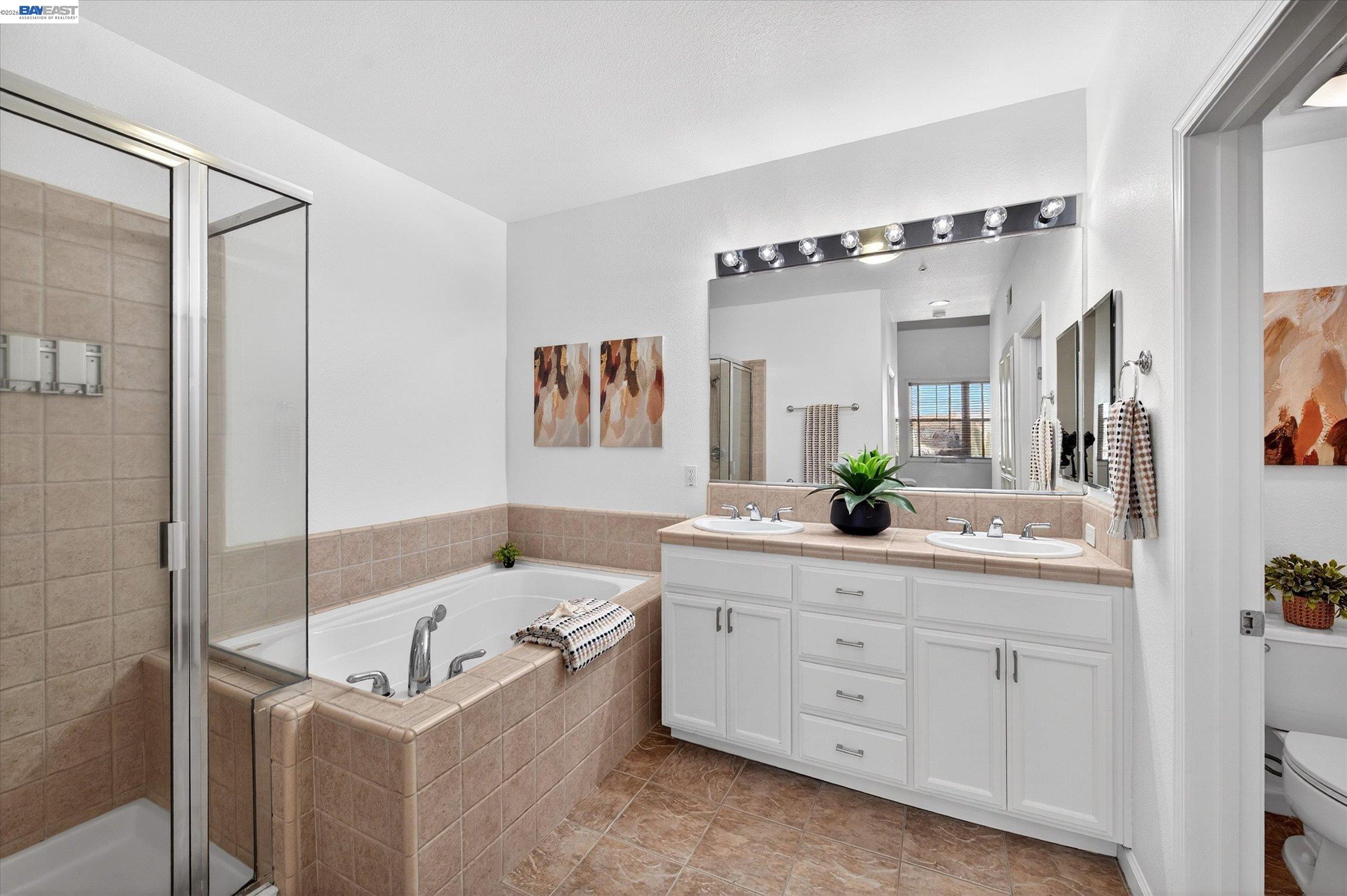 4252 Clarinbridge Cir