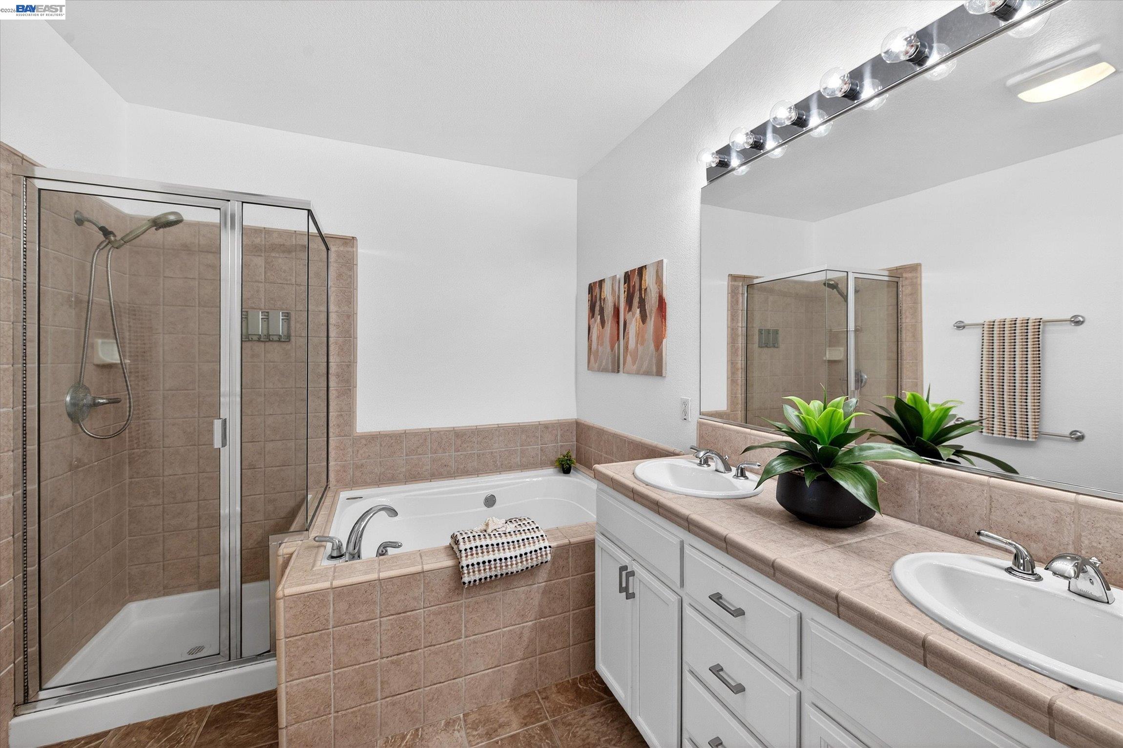 4252 Clarinbridge Cir