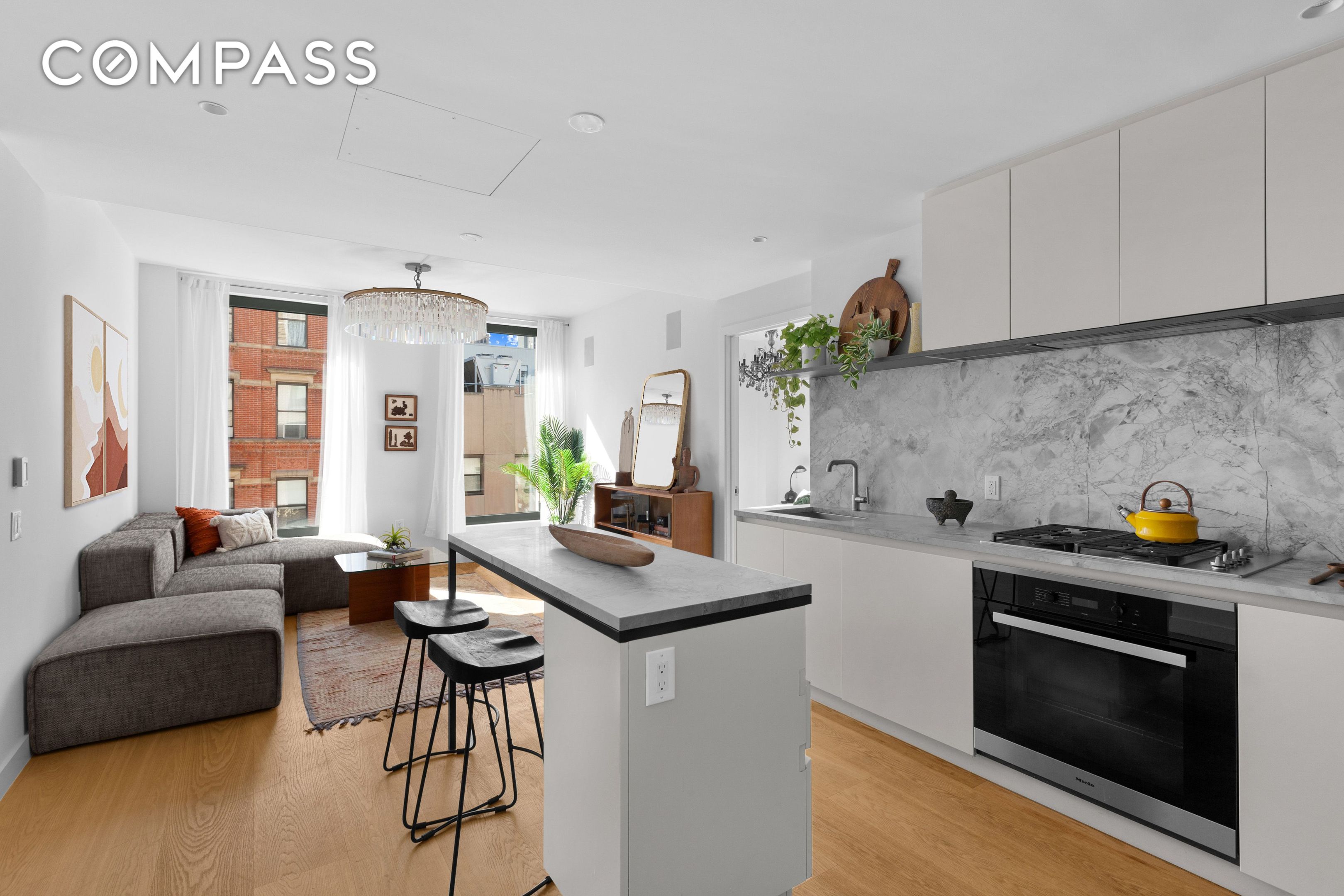 45 E 7th Street 4A