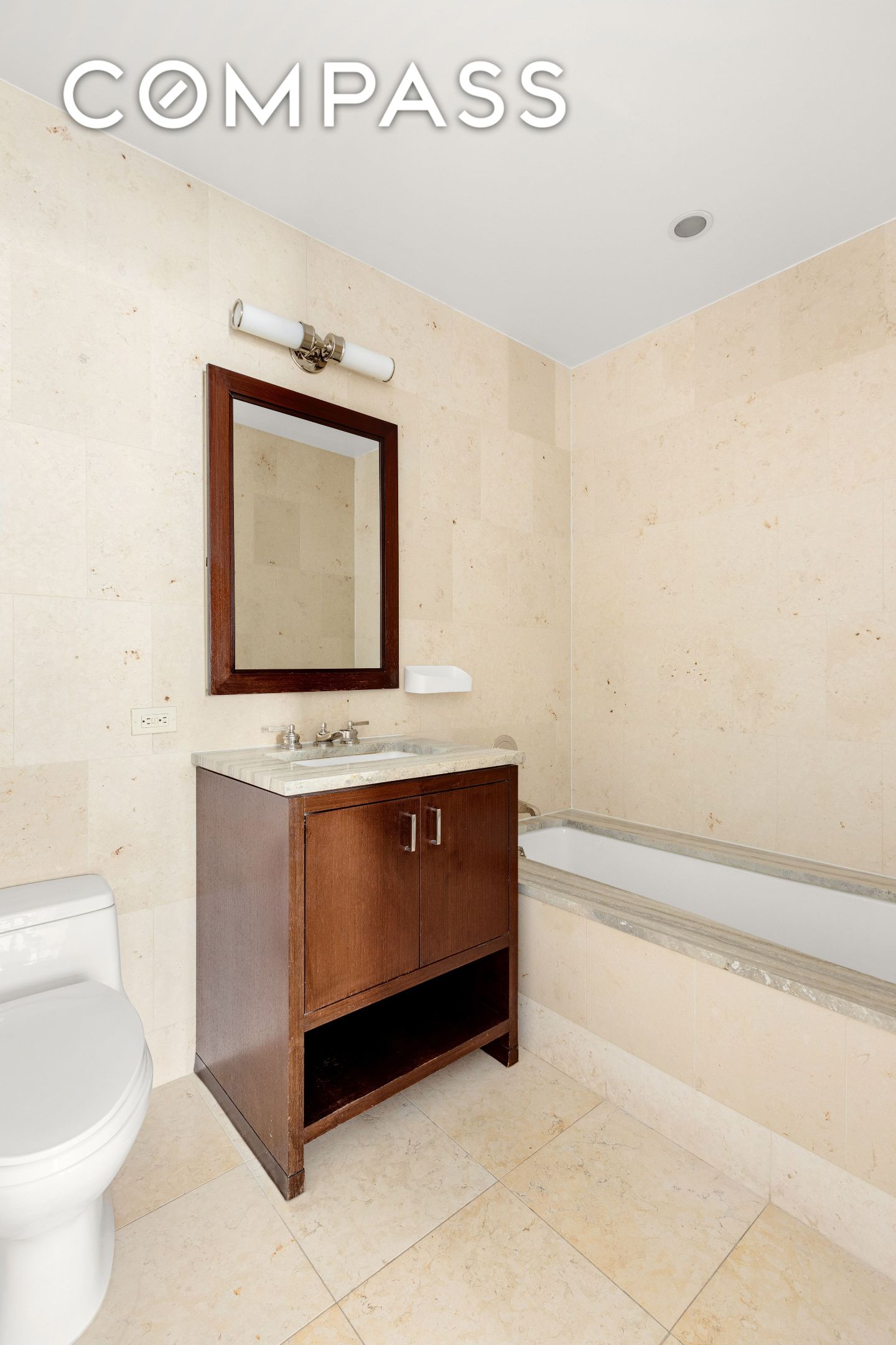 100 Riverside Boulevard 29C