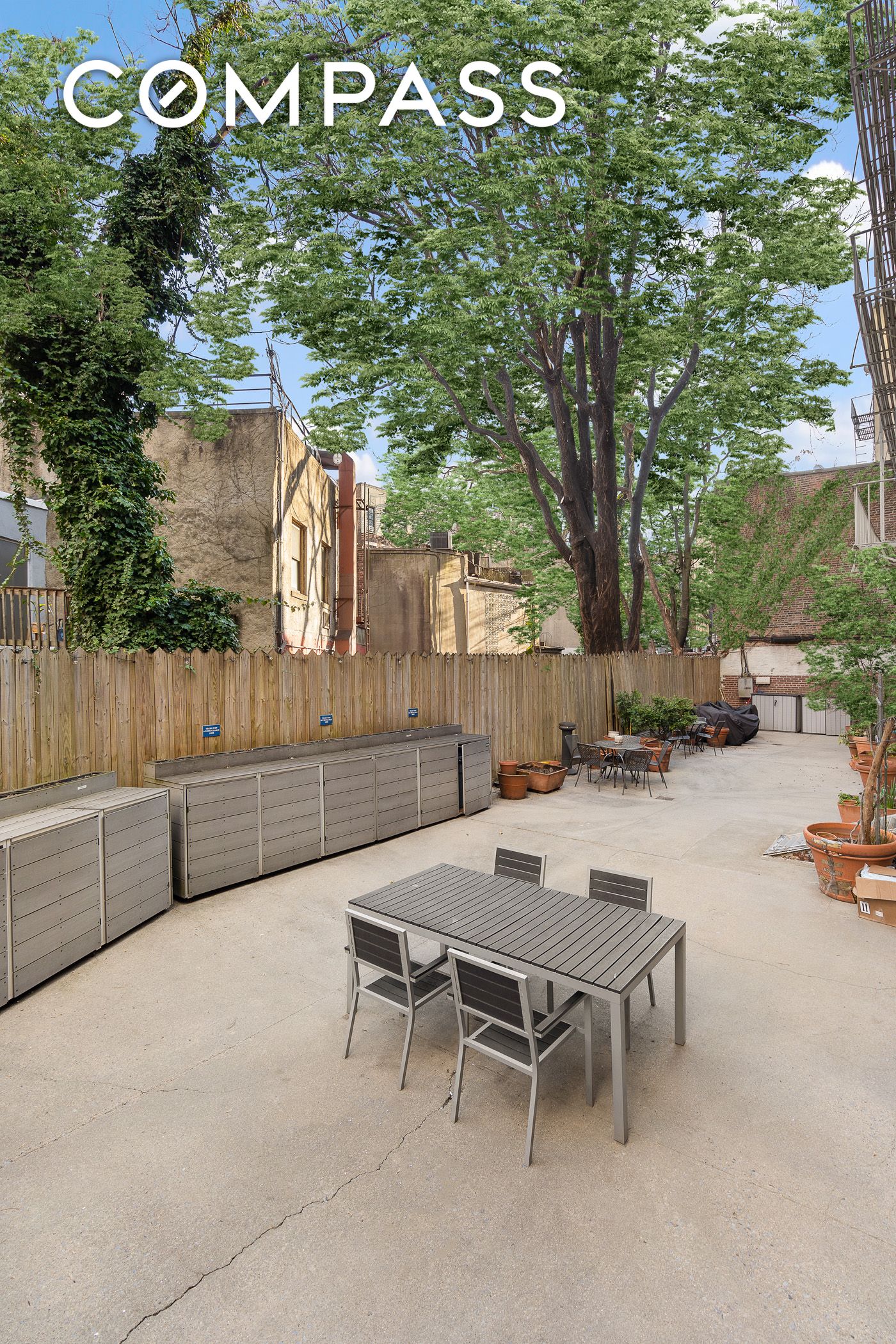 24 Cornelia Street 13