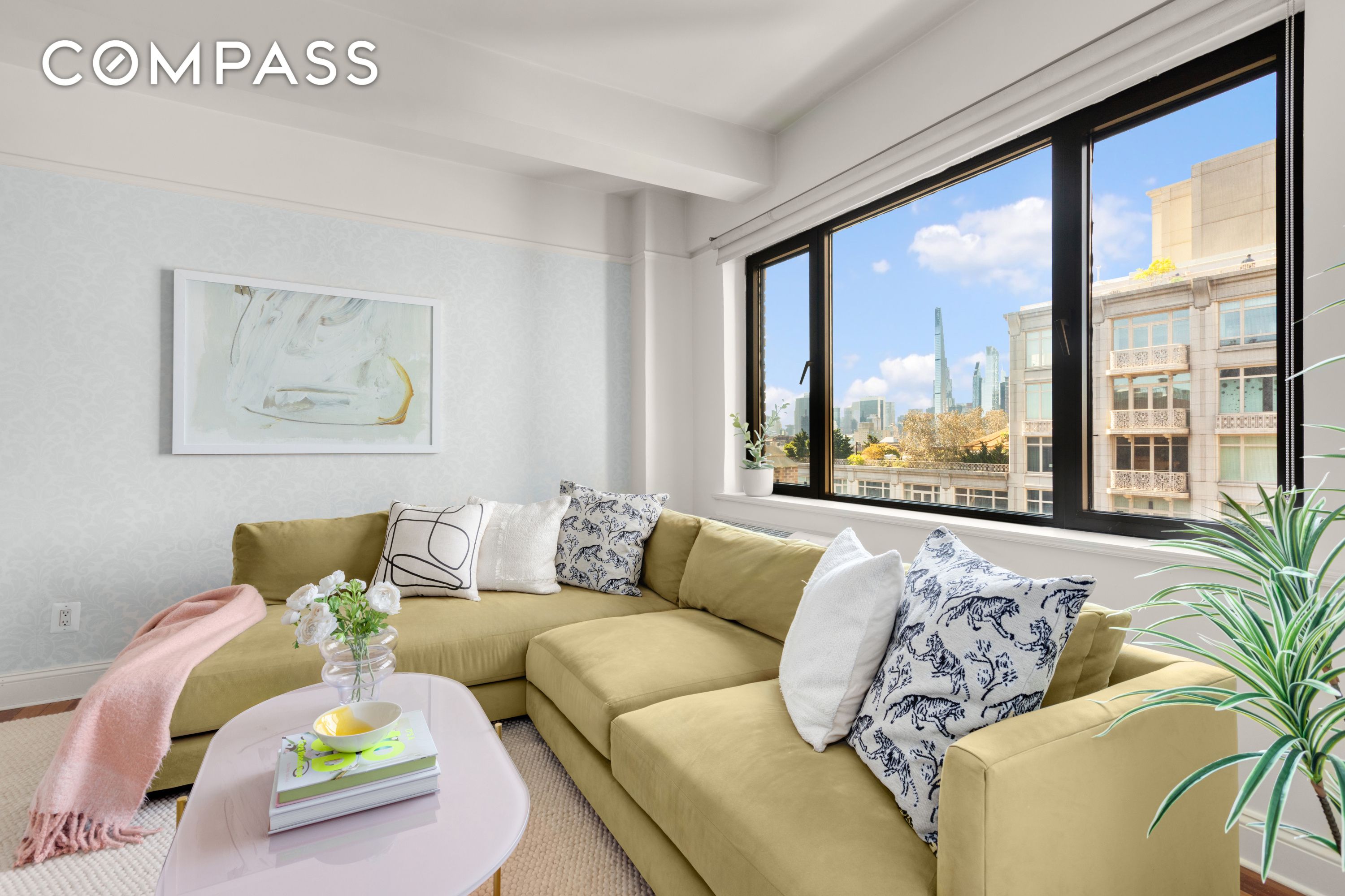 2166 Broadway 19B