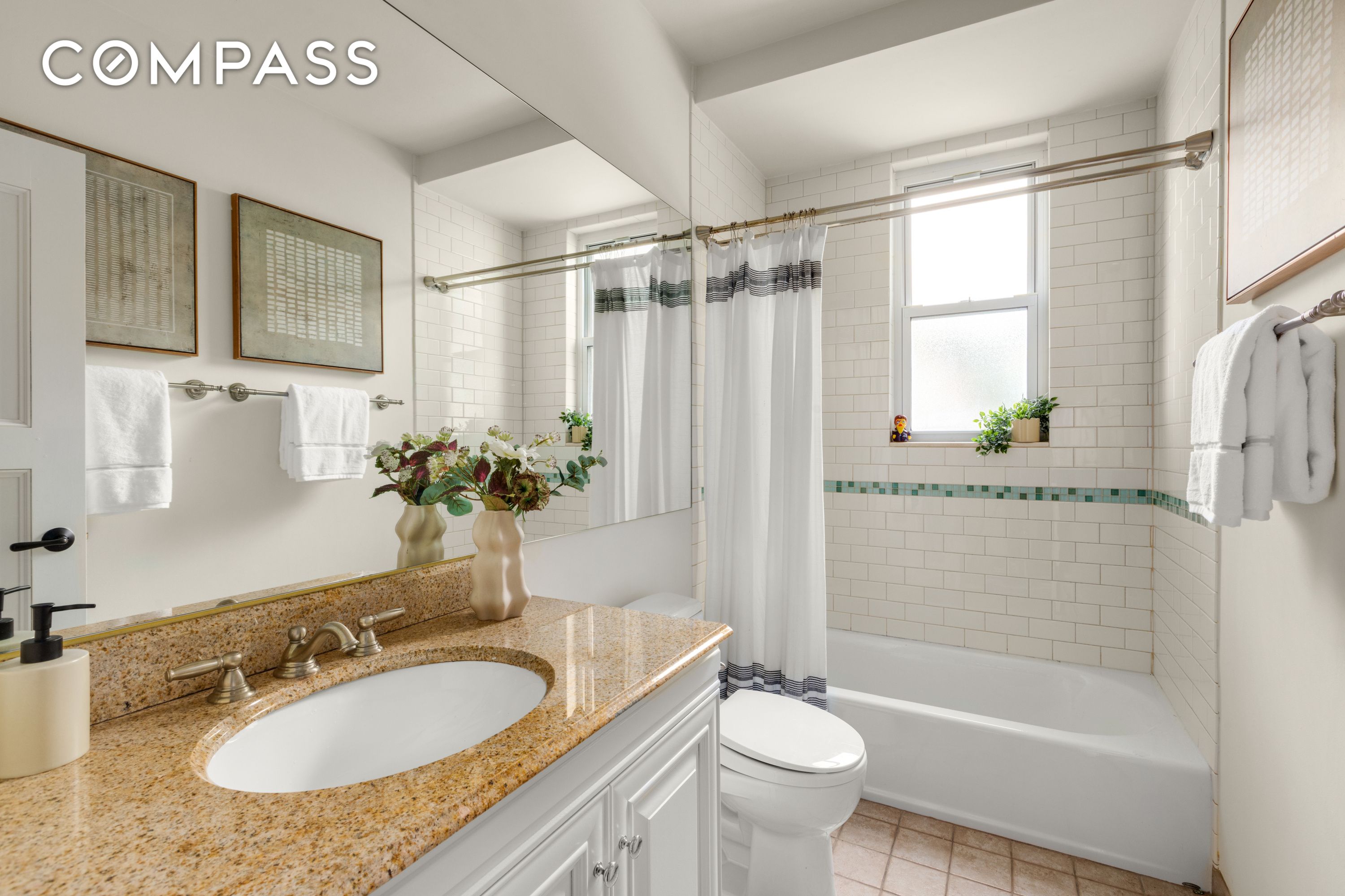 238 Clinton Street DE