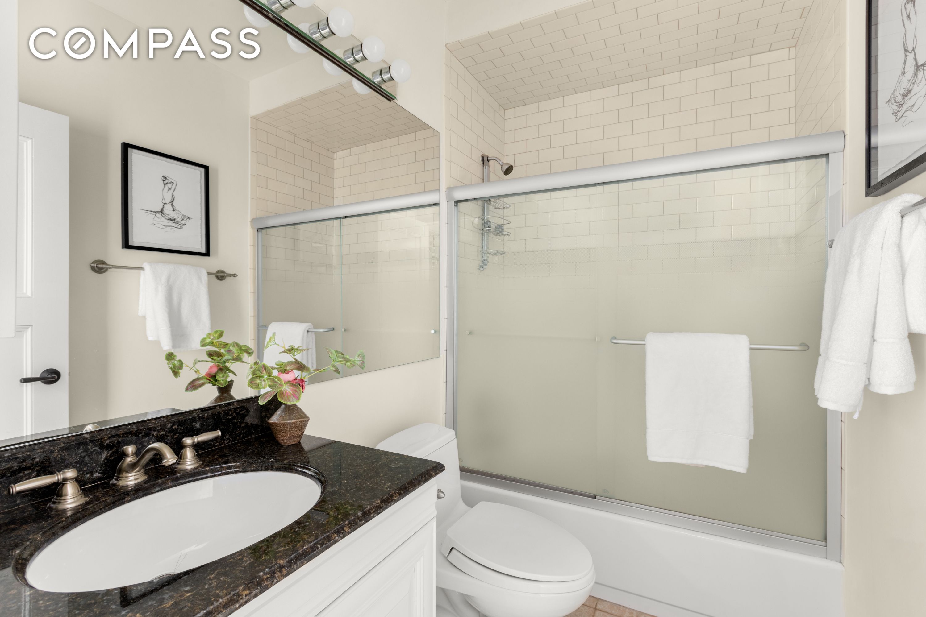 238 Clinton Street DE