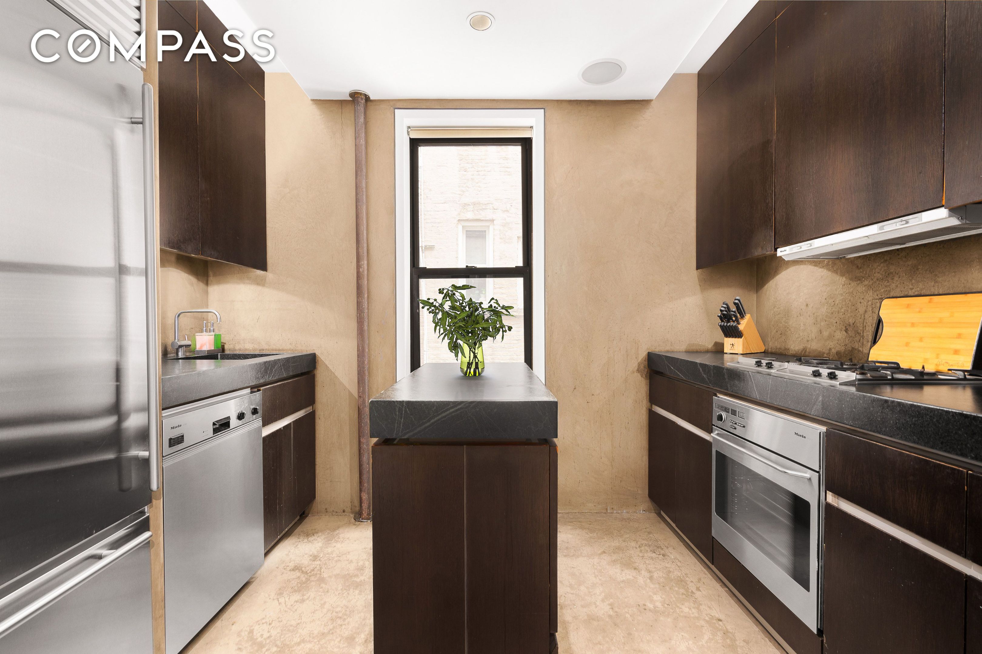 340 W 19th Street 14