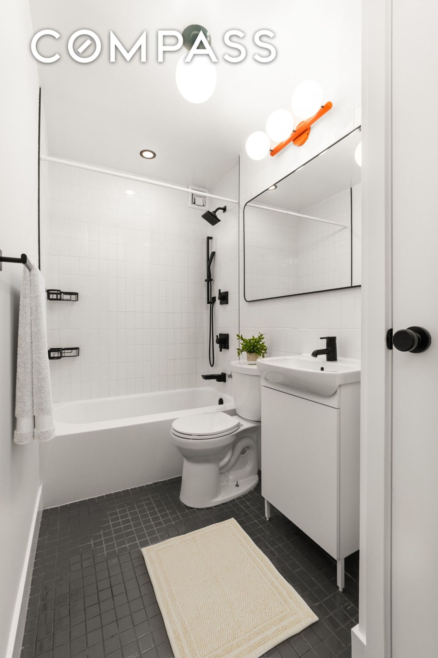 40 Clinton Street 1M