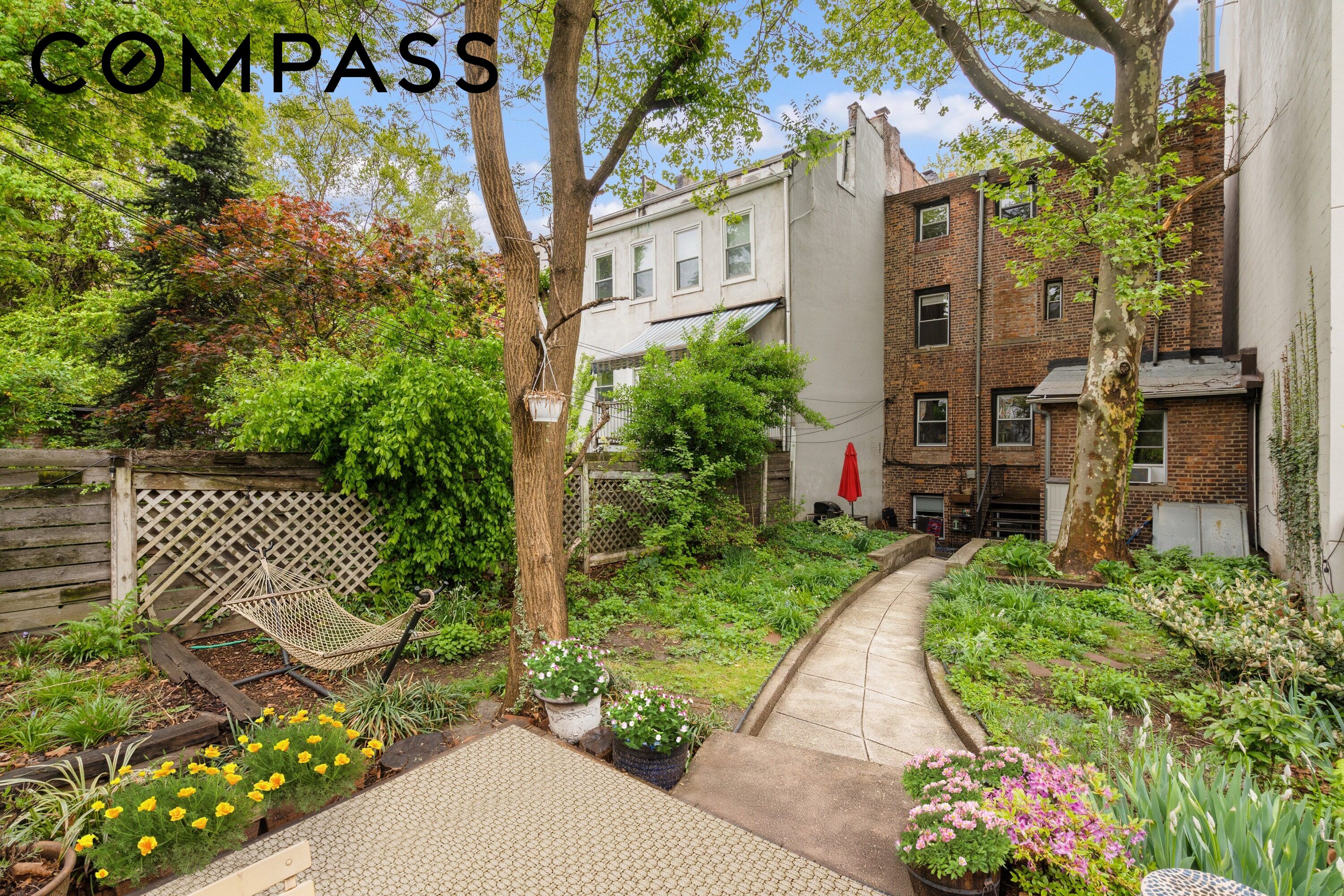 38 Douglass Street
