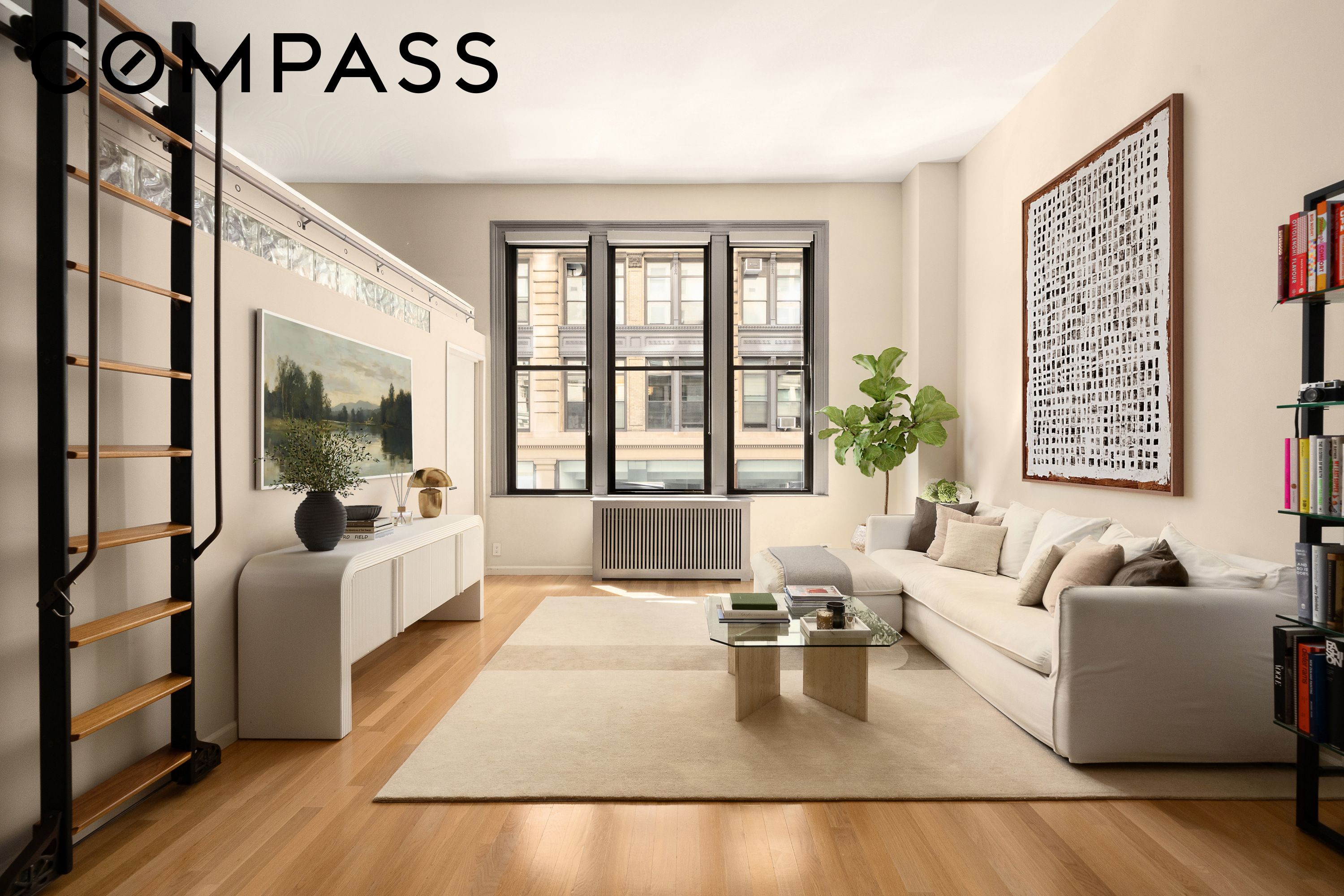 261 Broadway 2C