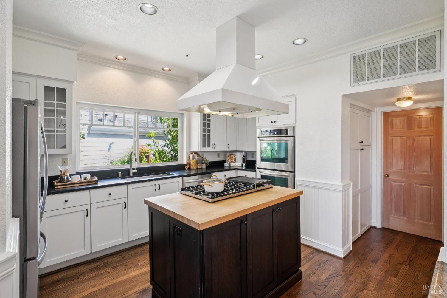 39 Creek View Circle