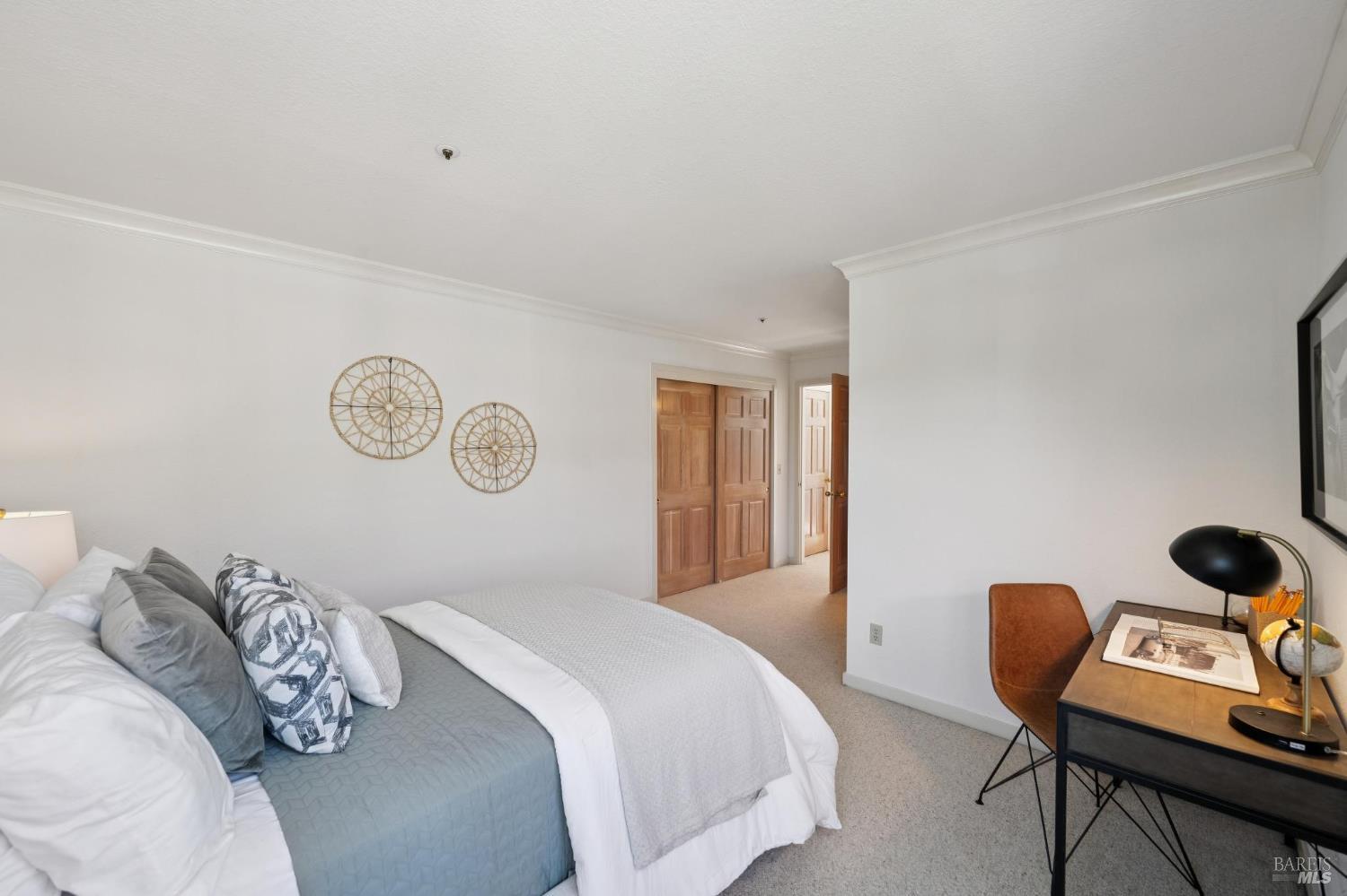 39 Creek View Circle