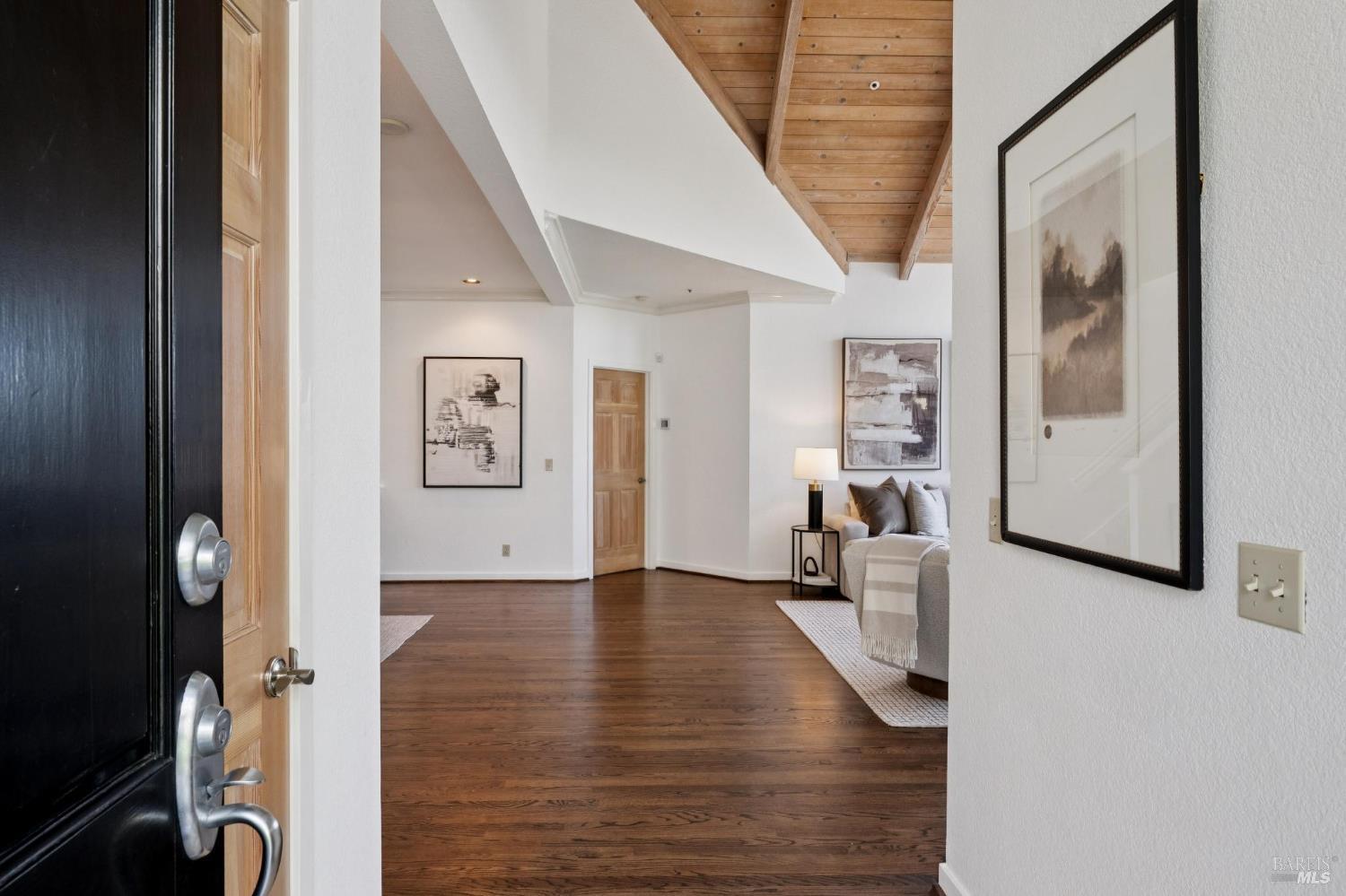 39 Creek View Circle