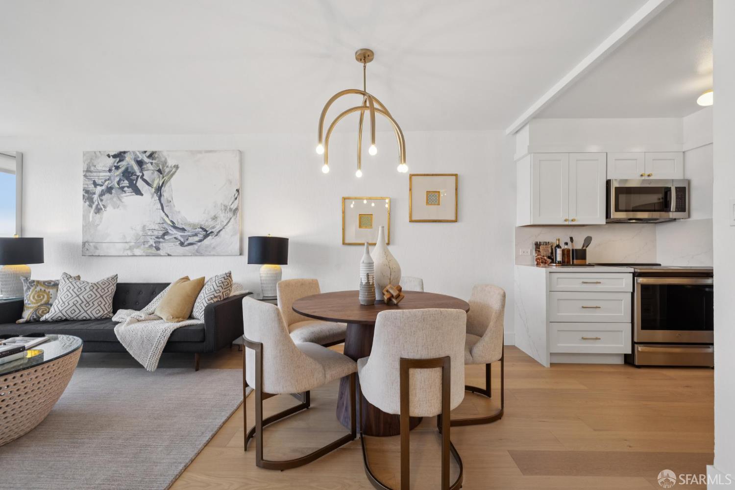 2200 Sacramento Street # 403