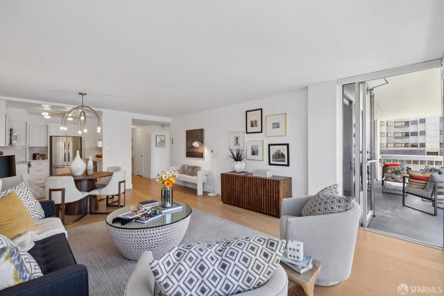 2200 Sacramento Street # 403