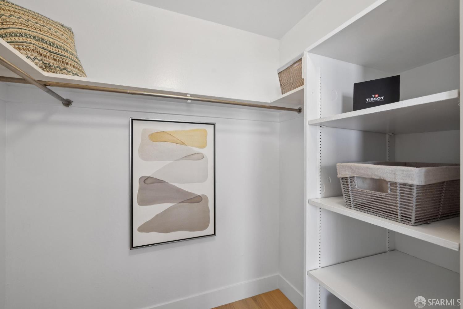 2200 Sacramento Street # 403