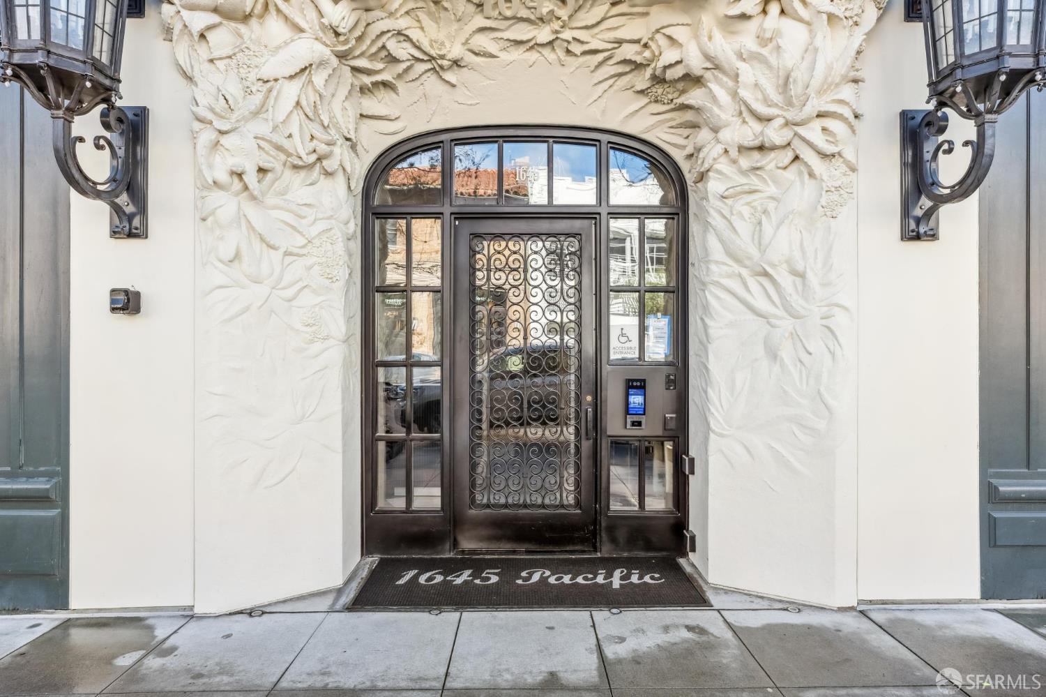 1645 Pacific Avenue # 6C