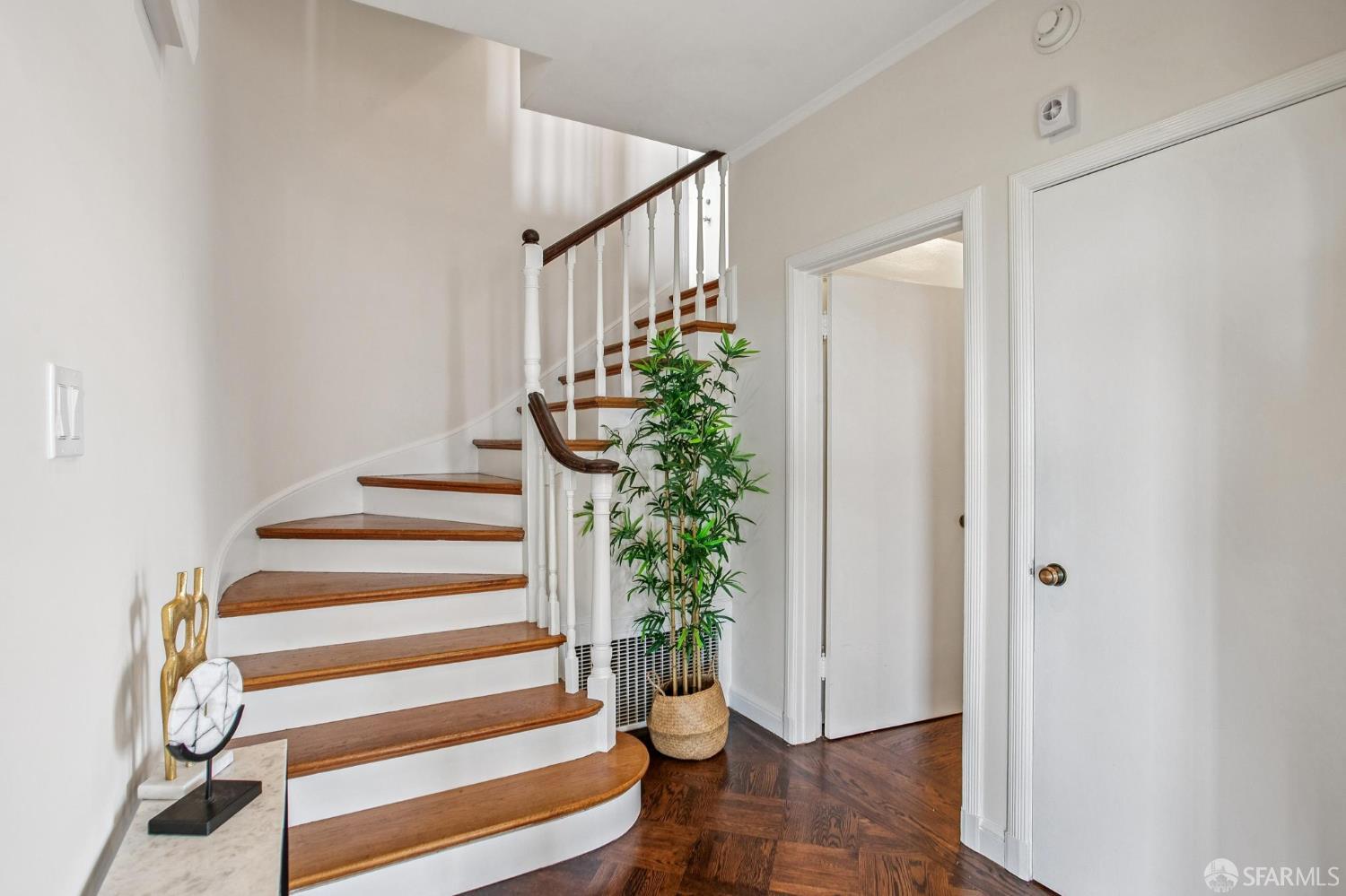 23 Cresta Vista Drive