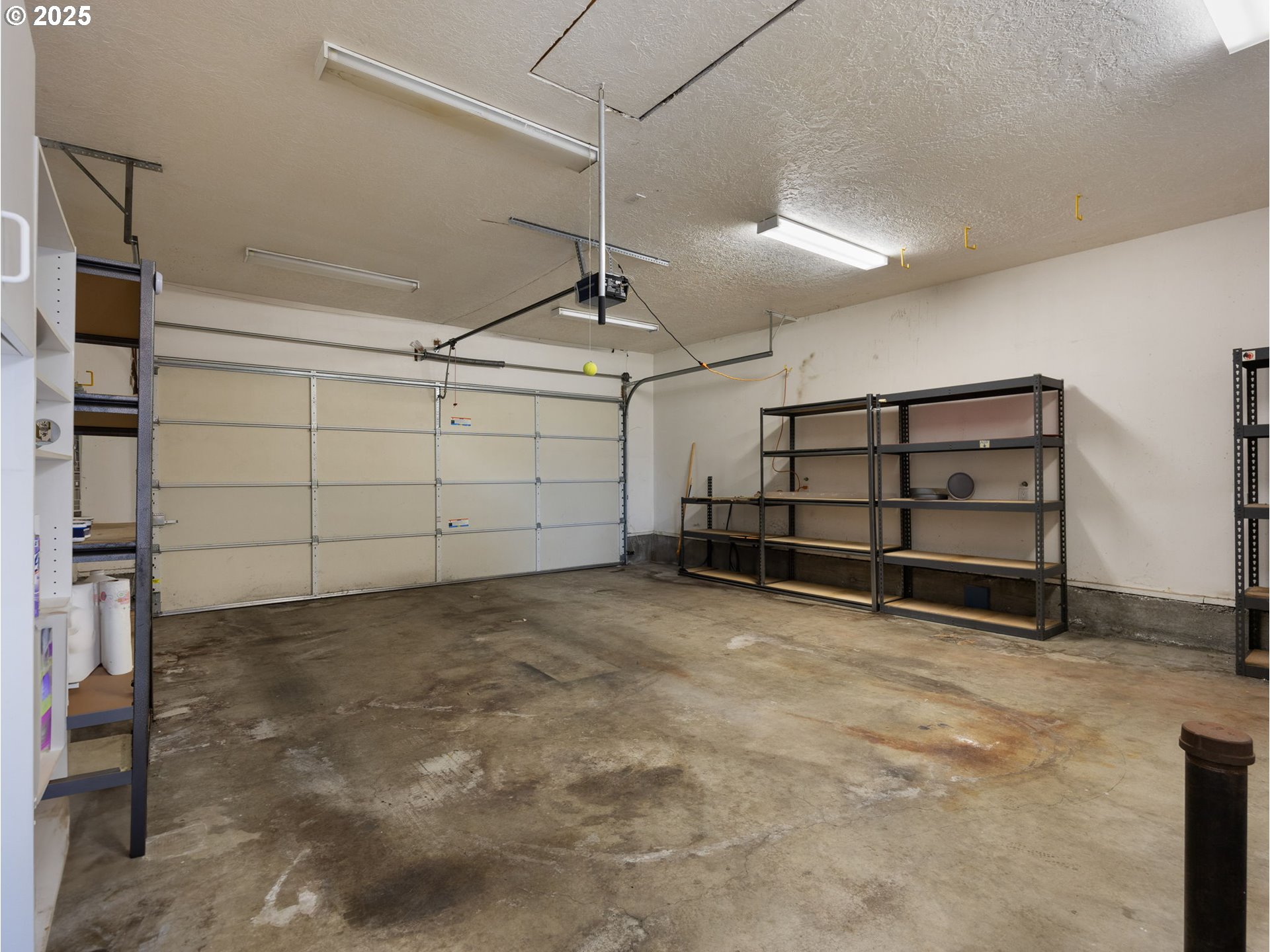 462 NE 24TH ST