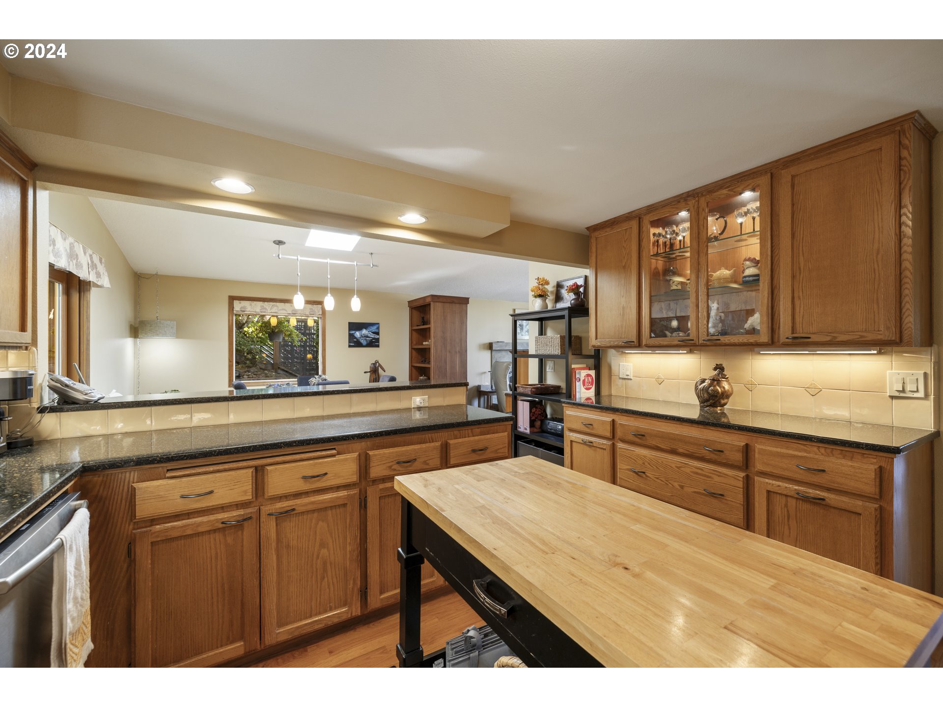 18100 UPPER MIDHILL DR