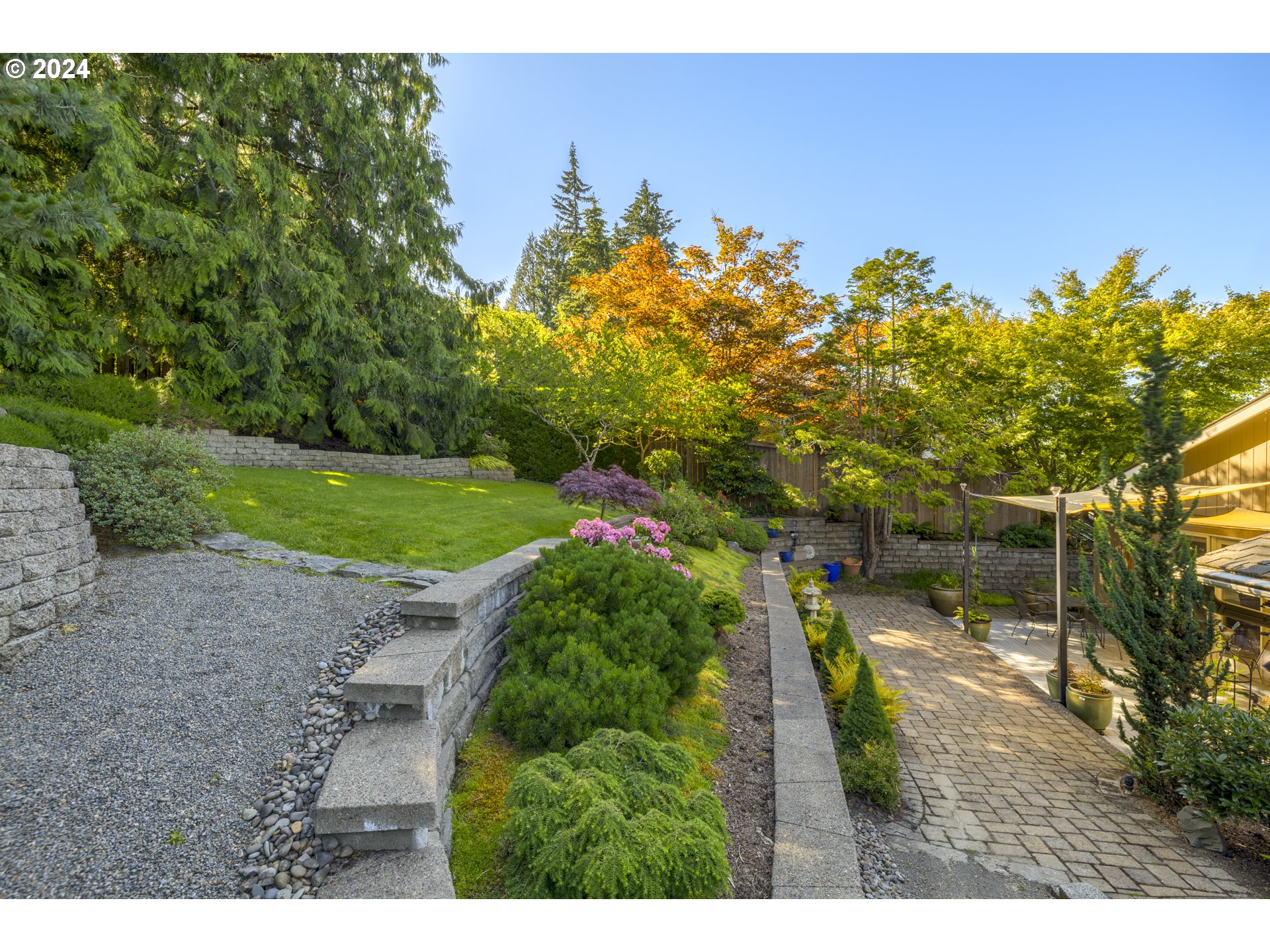 18100 UPPER MIDHILL DR