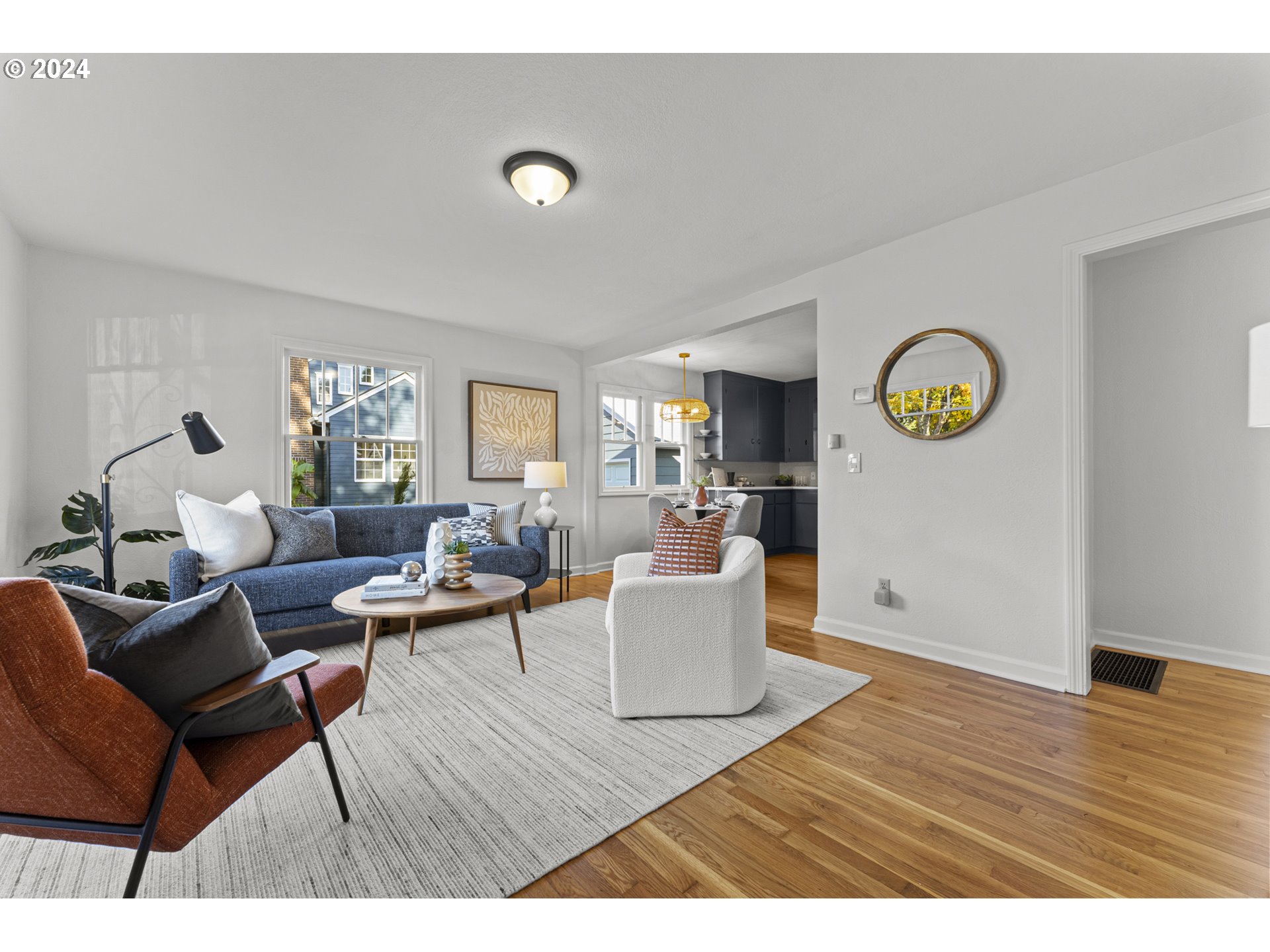 62 NW AVA AVE