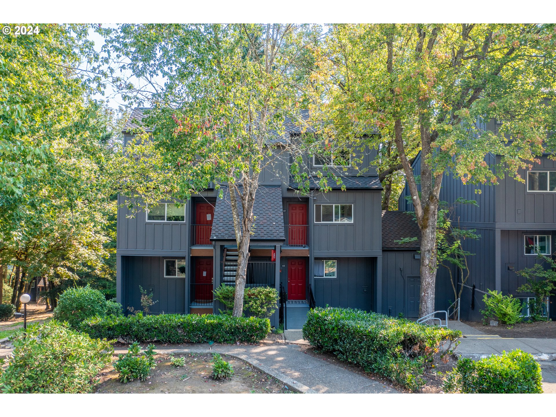 4 TOUCHSTONE 117