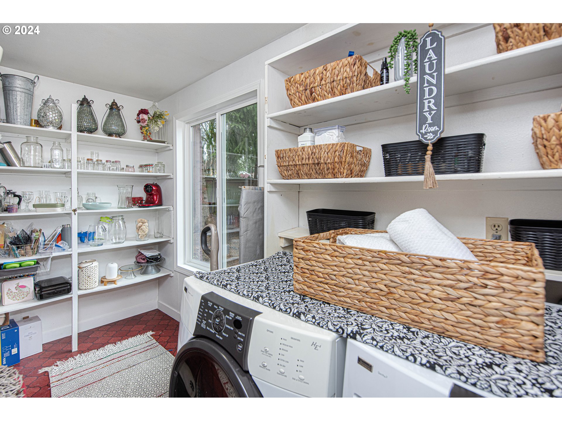 8855 SW BRIDLETRAIL AVE