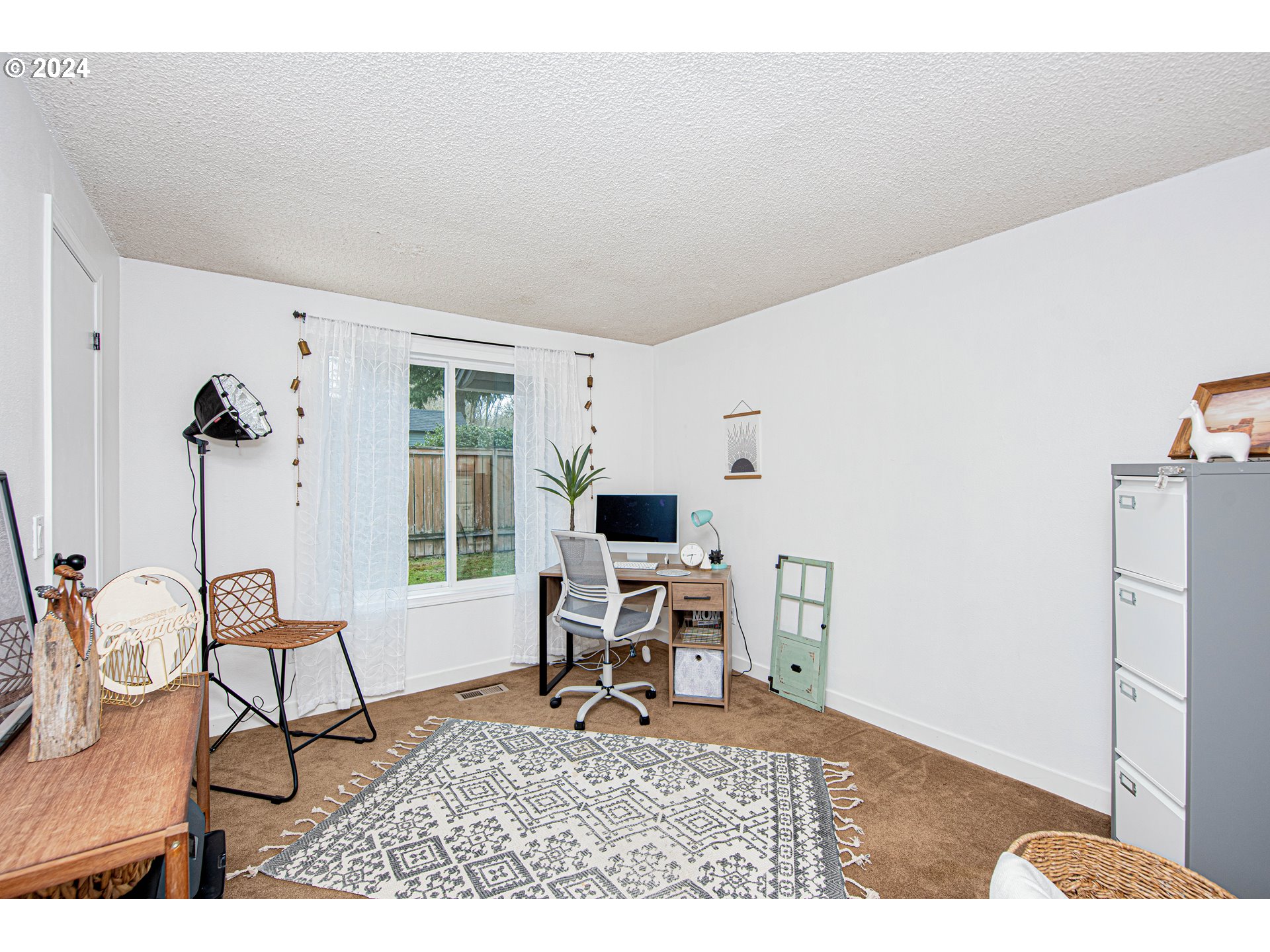 8855 SW BRIDLETRAIL AVE