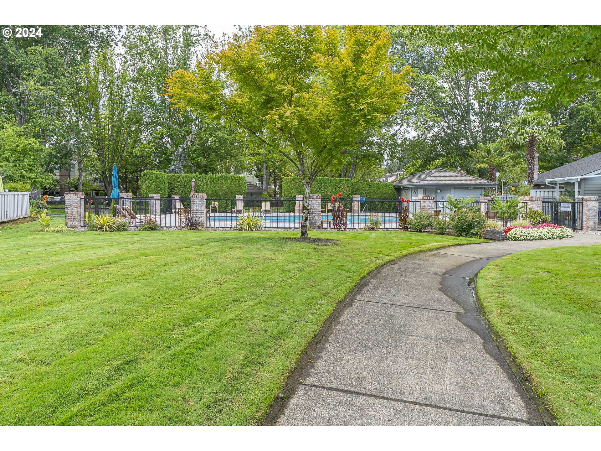 32005 SW CYPRESS PT