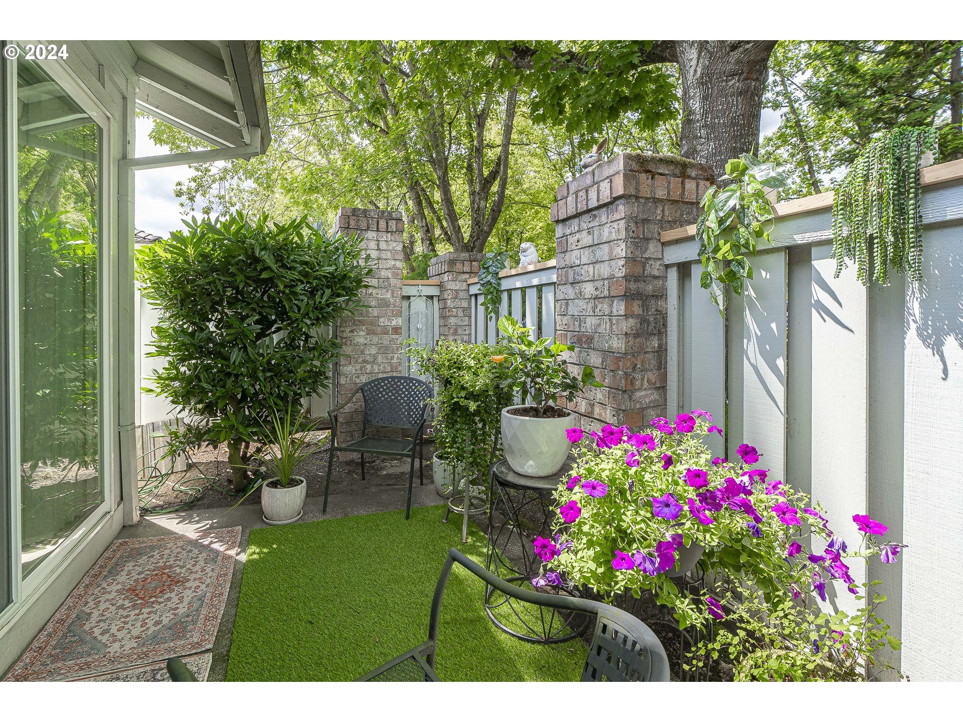 32005 SW CYPRESS PT