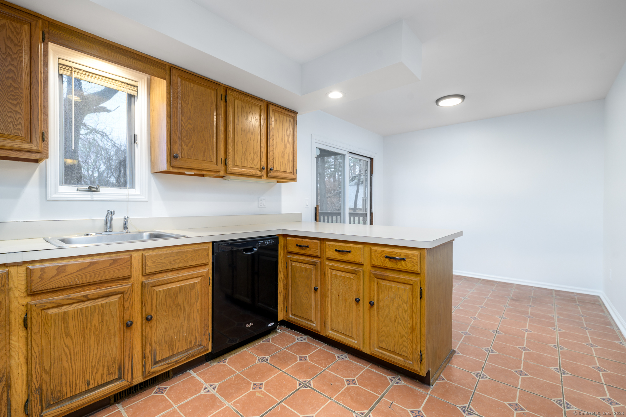 1486 Capitol Avenue 503