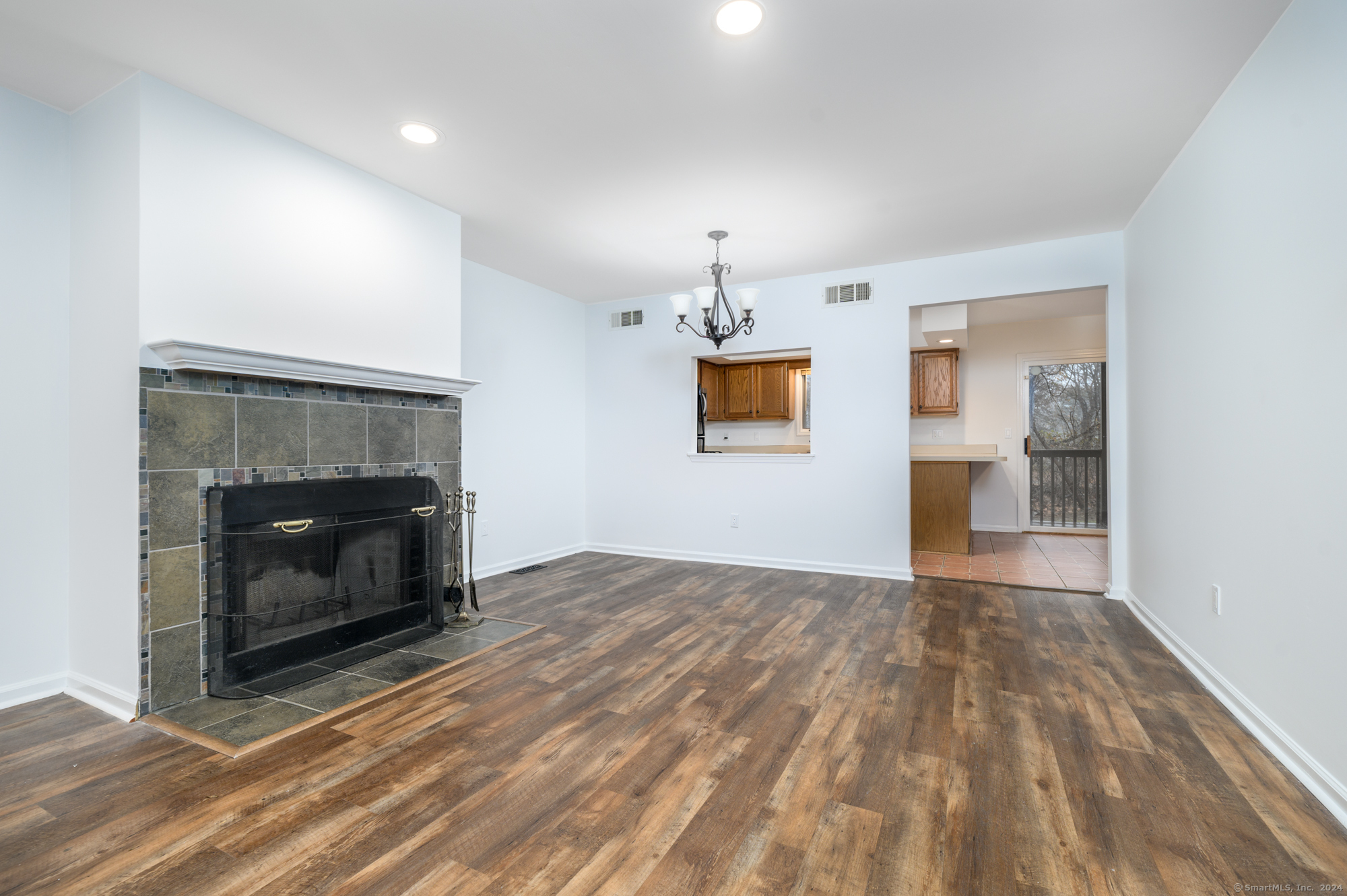 1486 Capitol Avenue 503