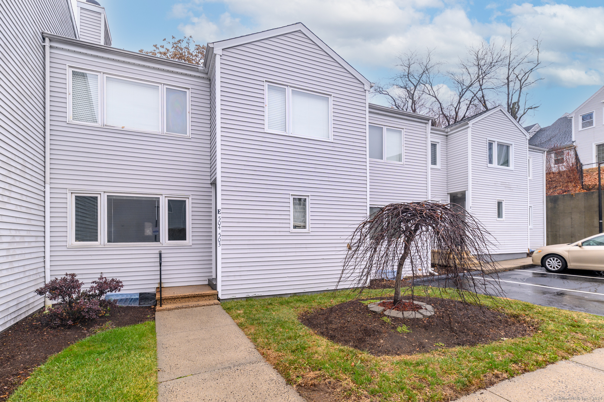 1486 Capitol Avenue 503