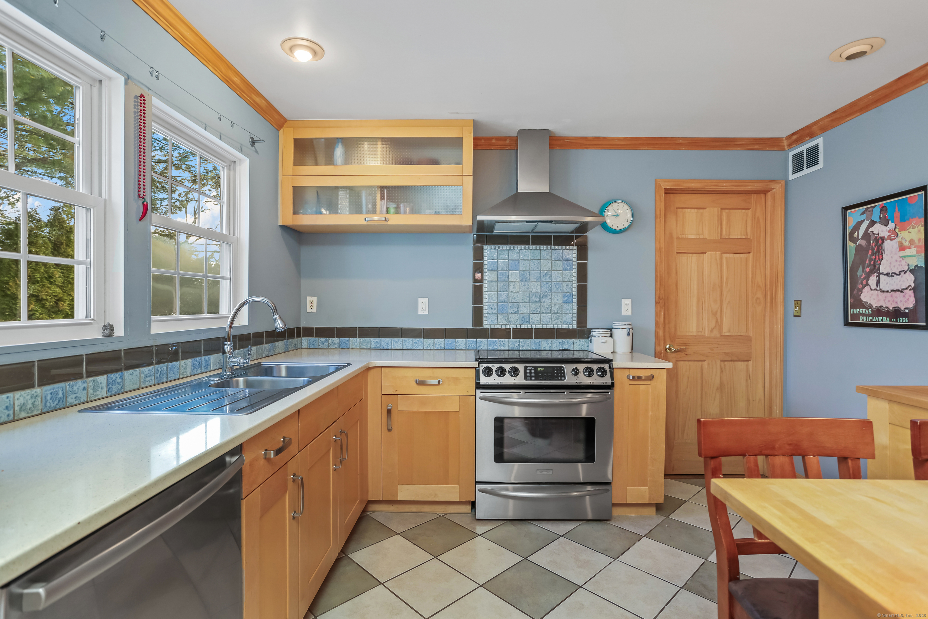 10 Burroughs Road