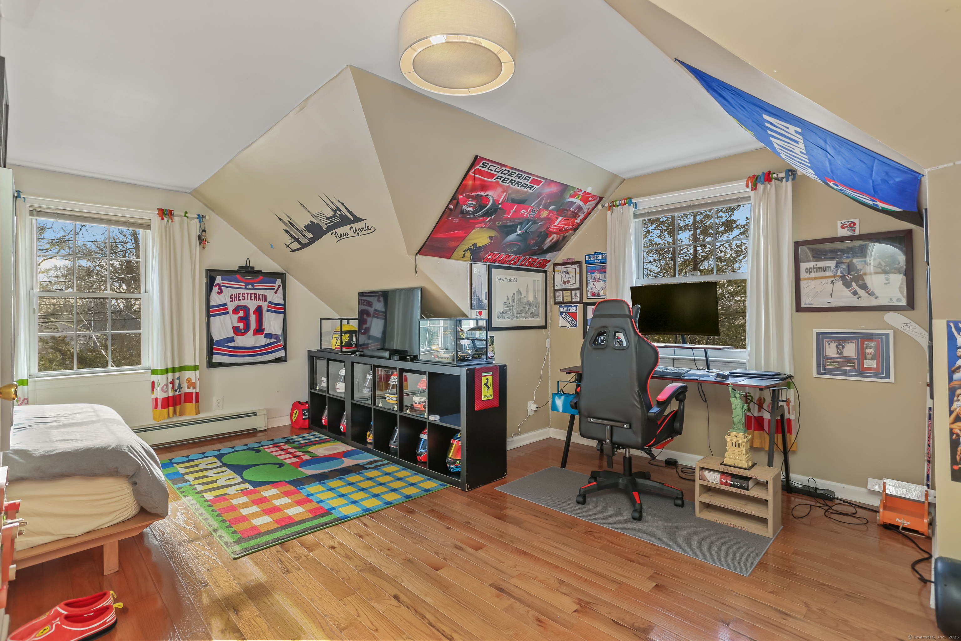 10 Burroughs Road